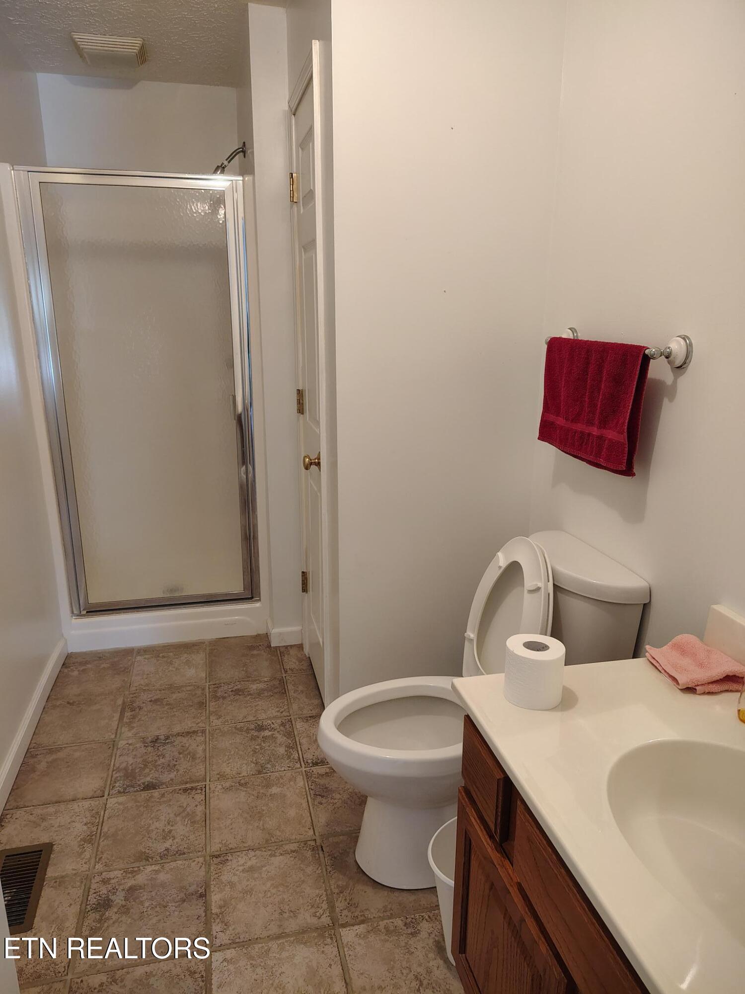 525 Fan Street Tazewell TN 37879