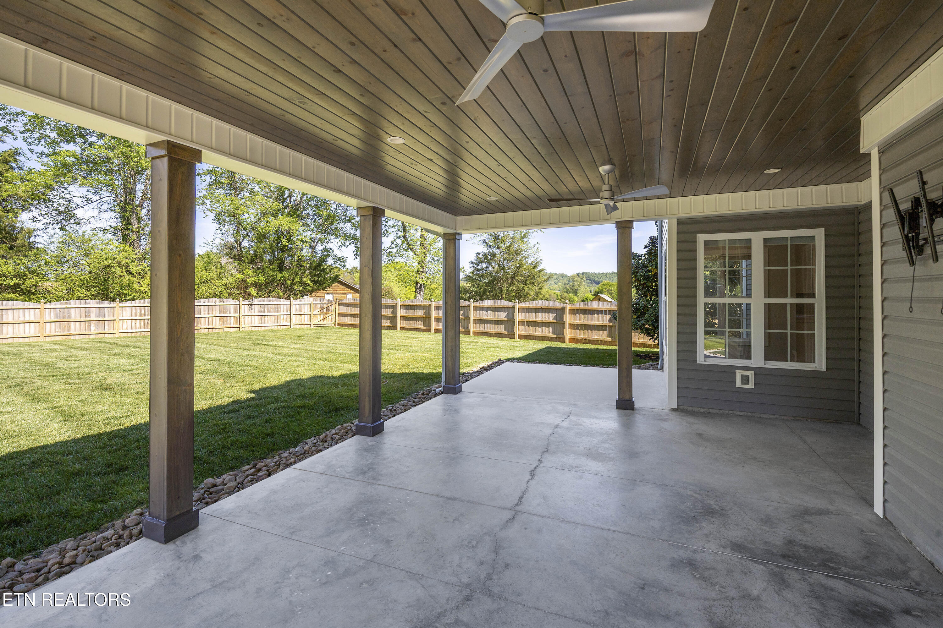 7325 Ladd Road Powell TN 37849