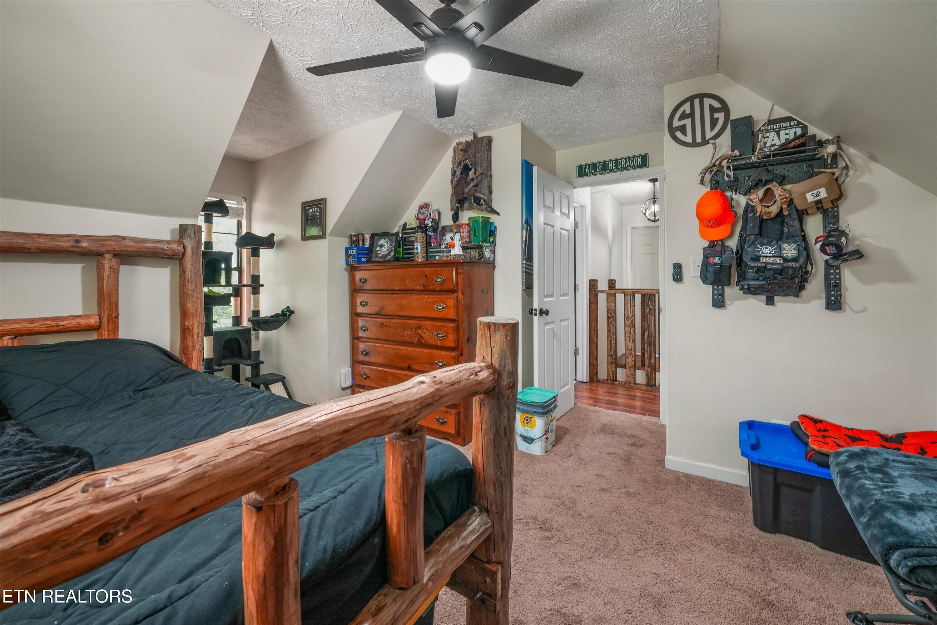 301 Bibee Lane Caryville TN 37714