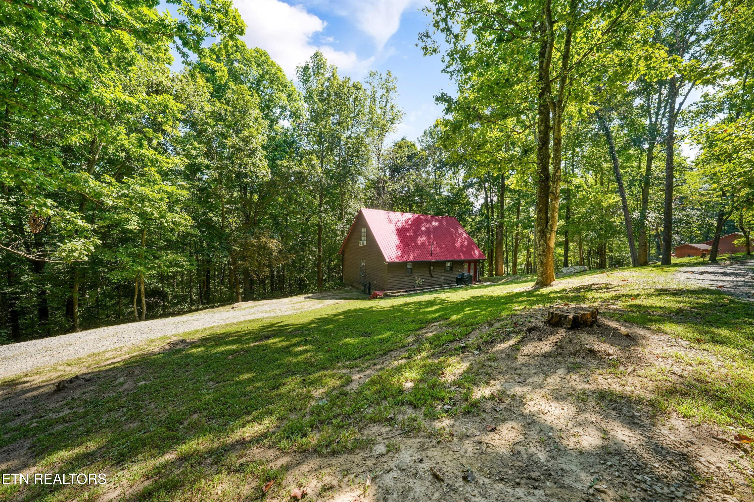 301 Bibee Lane Caryville TN 37714