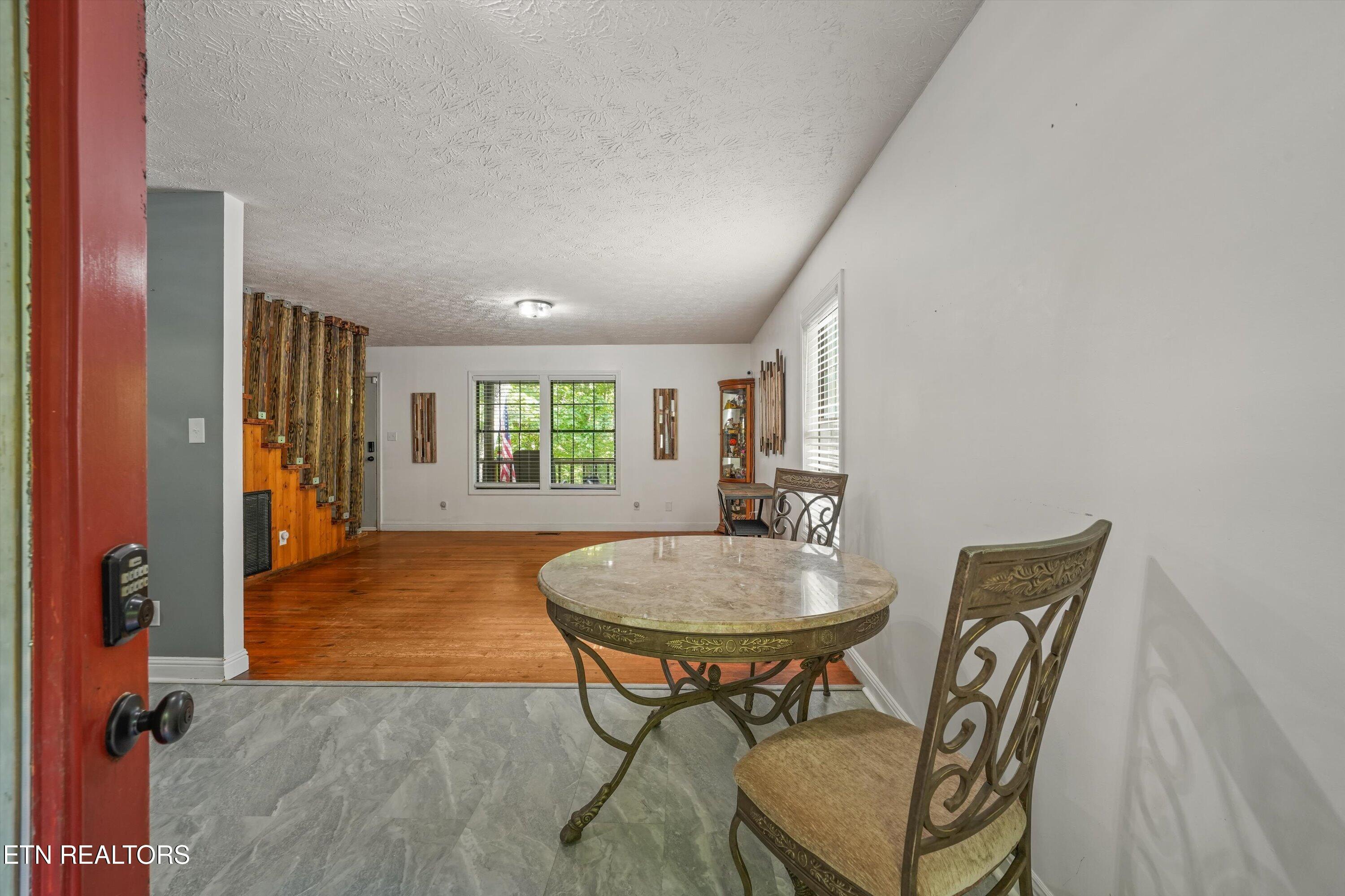 301 Bibee Lane Caryville TN 37714