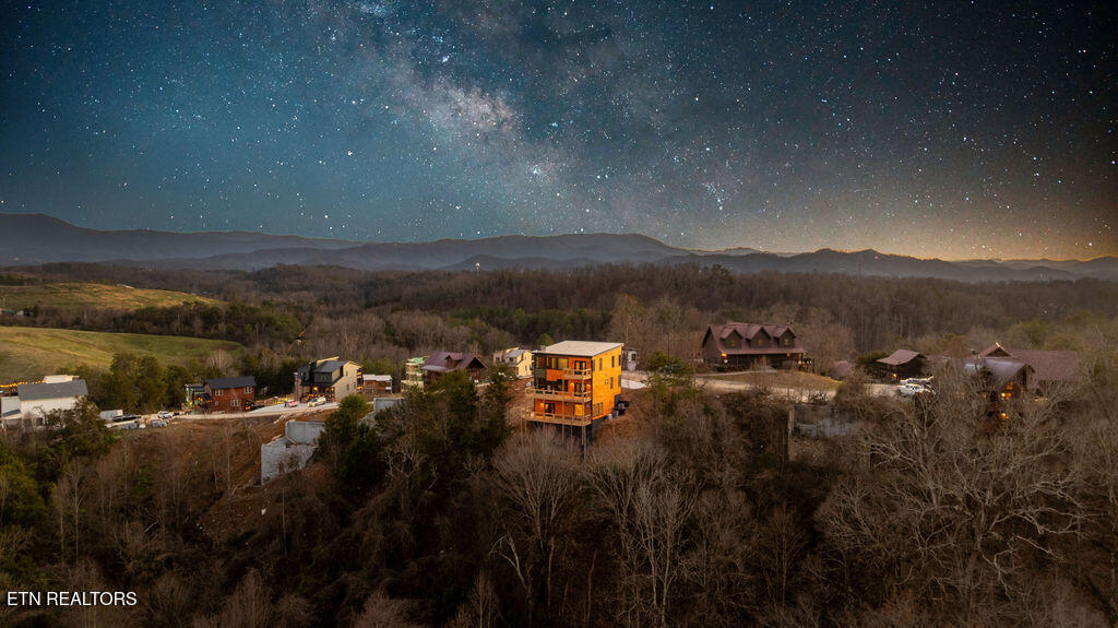 1567 Rainbow Ridge Way Sevierville TN 37862