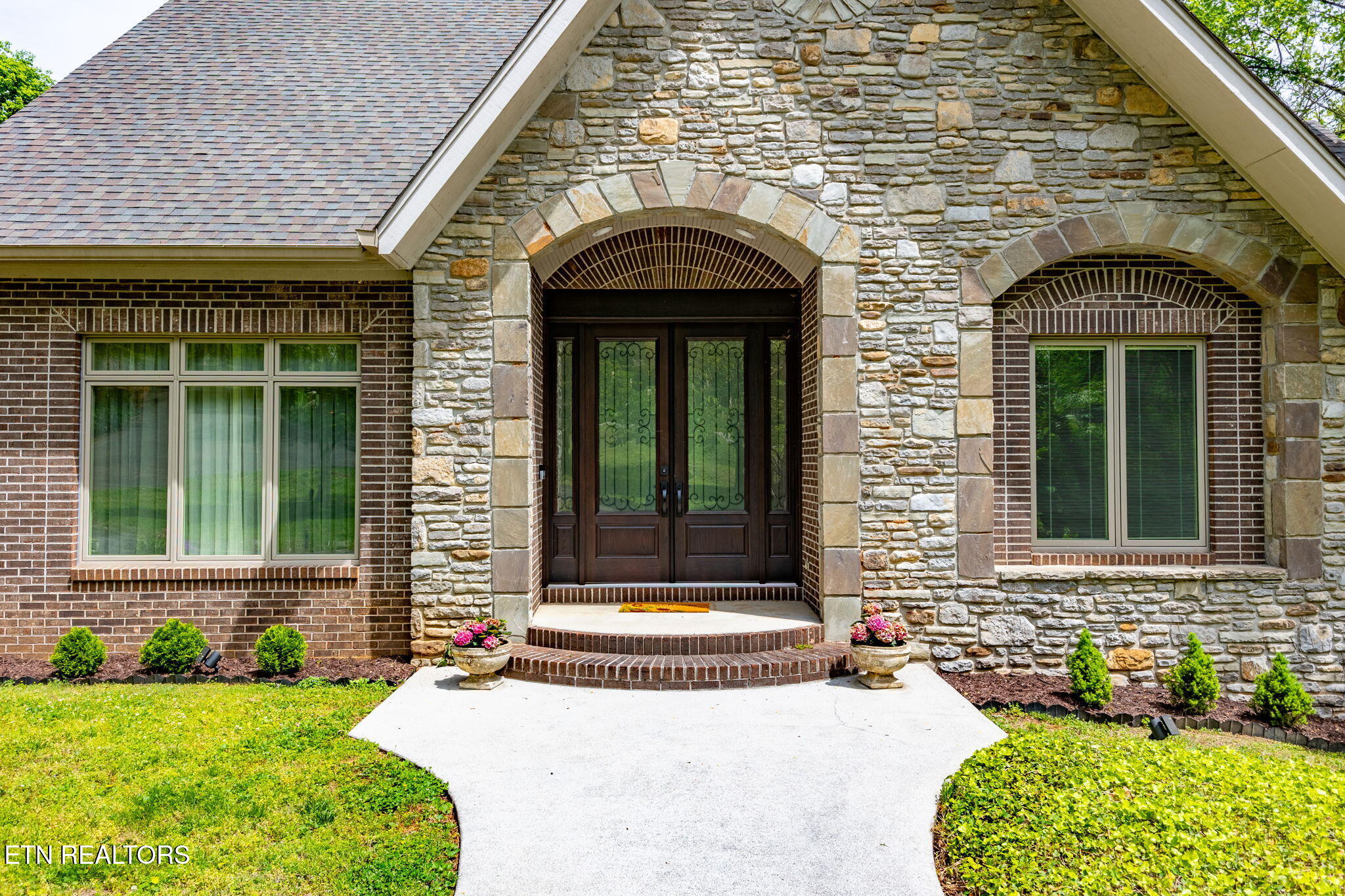 2304 Lakemoor Drive Knoxville TN 37920