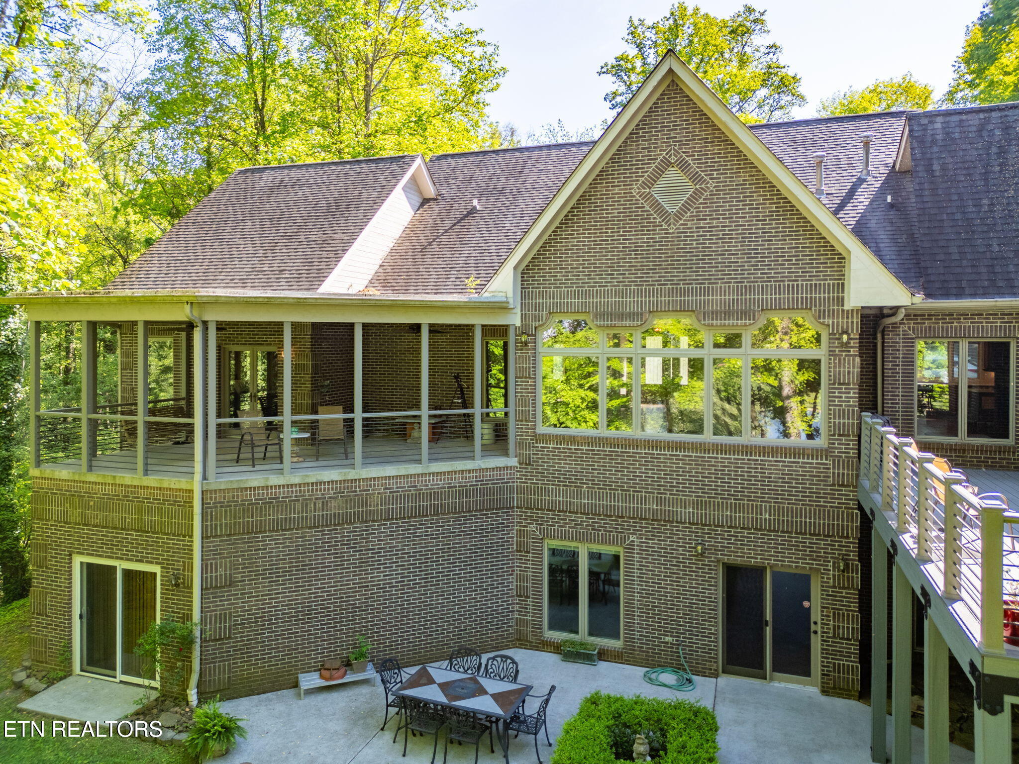 2304 Lakemoor Drive Knoxville TN 37920