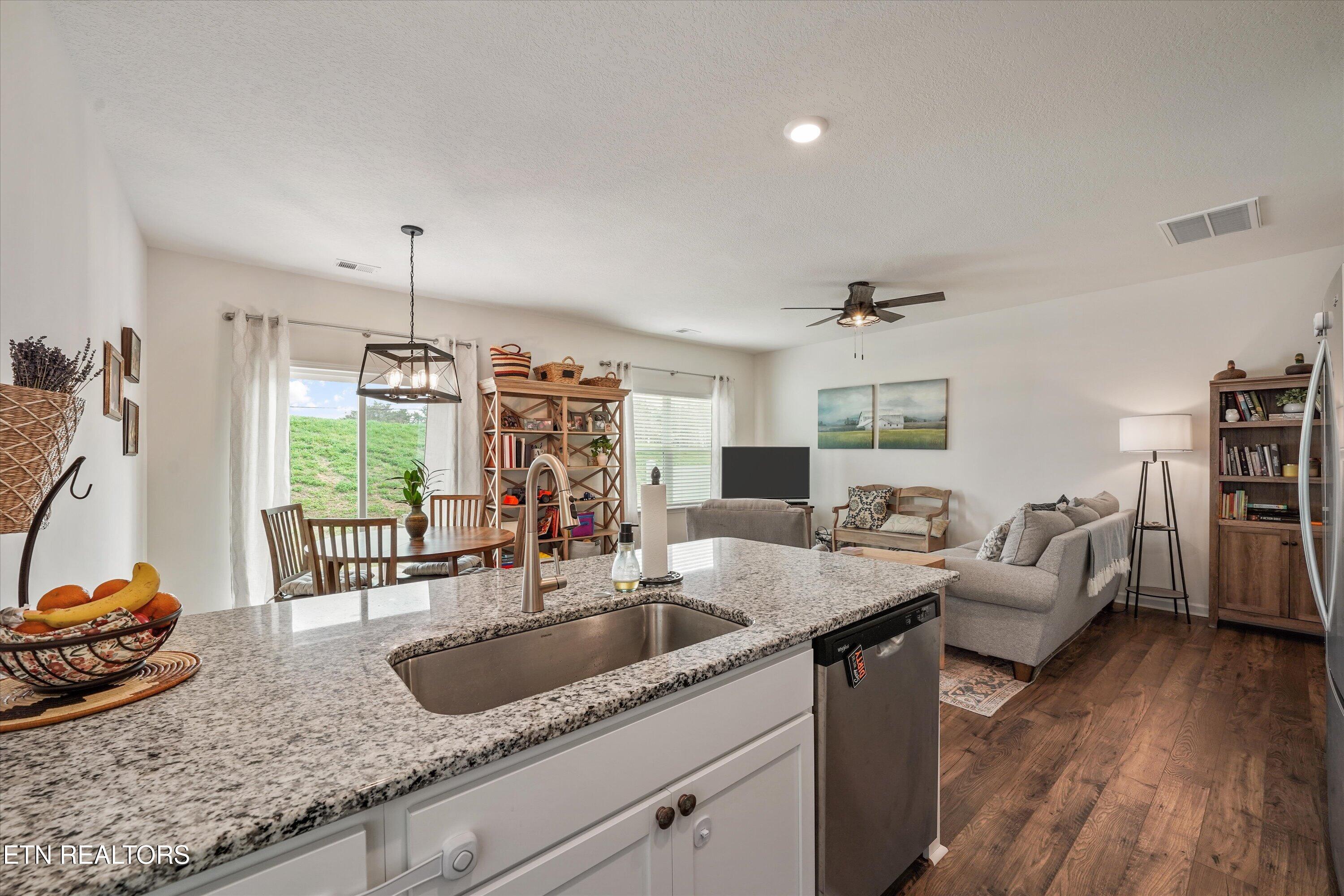 3470 Tyee Crossing Way Kodak TN 37764