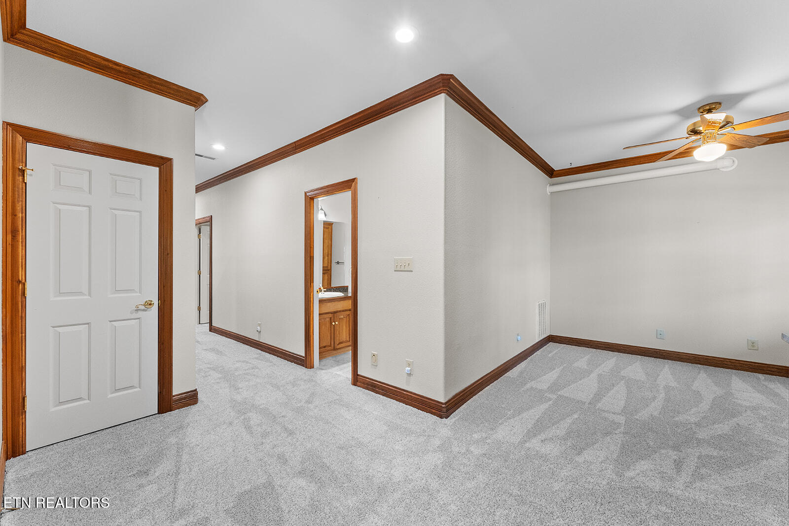 231 Chuniloti Way Loudon TN 37774
