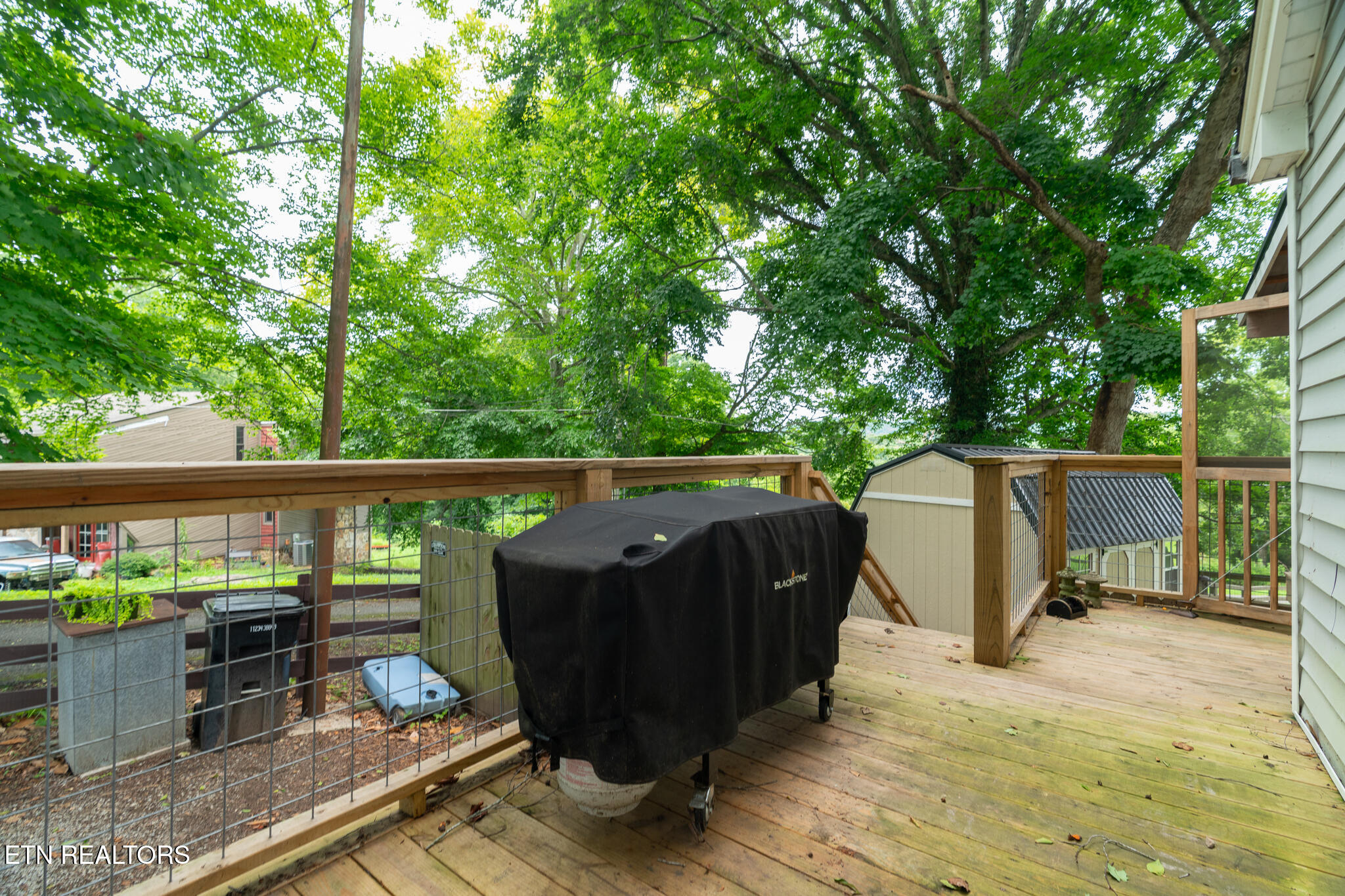 504 Sinking Springs Road Clinton TN 37716