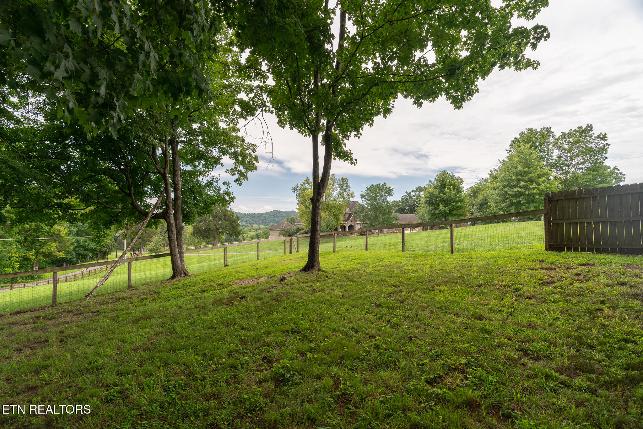 504 Sinking Springs Road Clinton TN 37716
