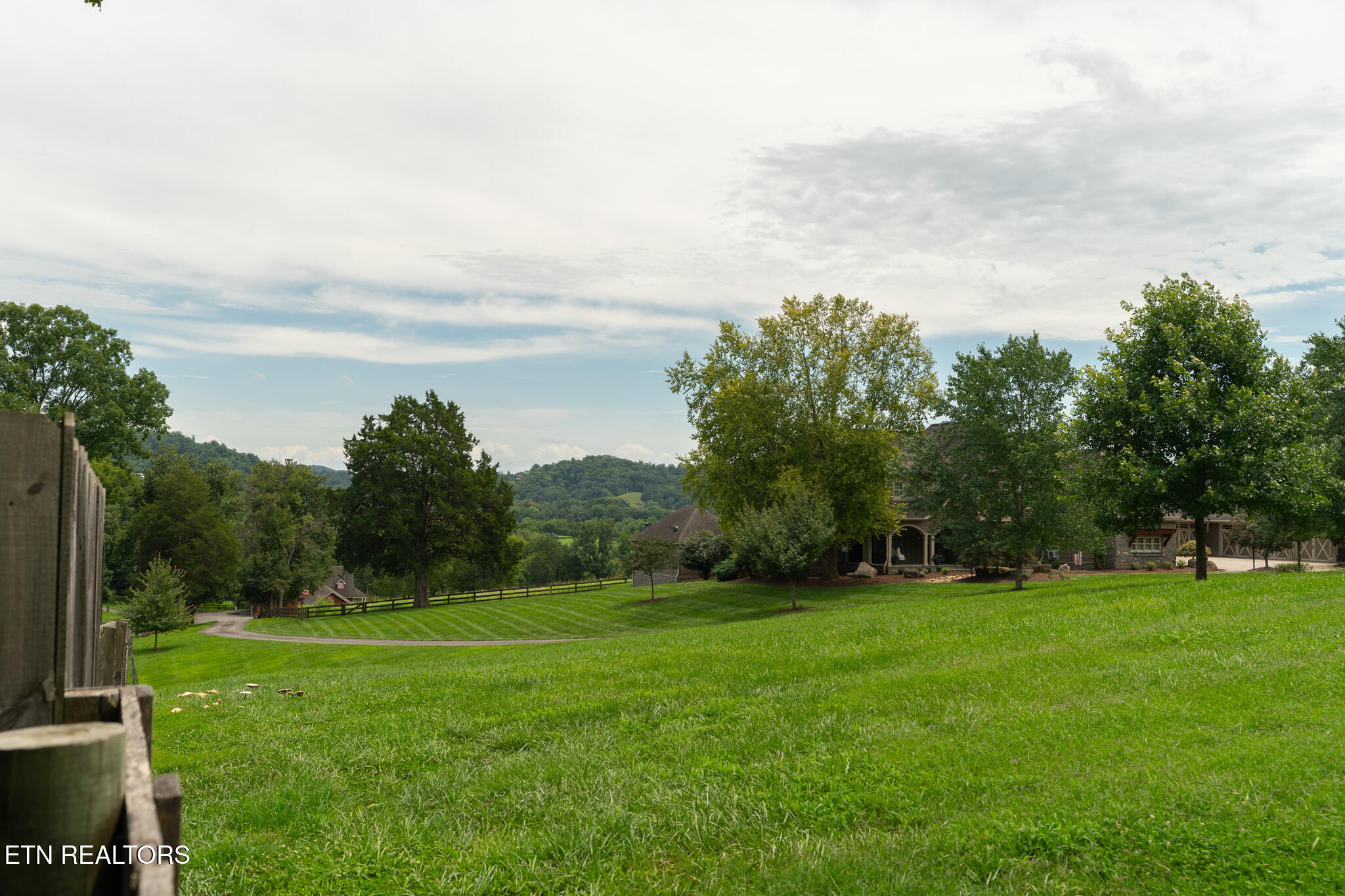 504 Sinking Springs Road Clinton TN 37716