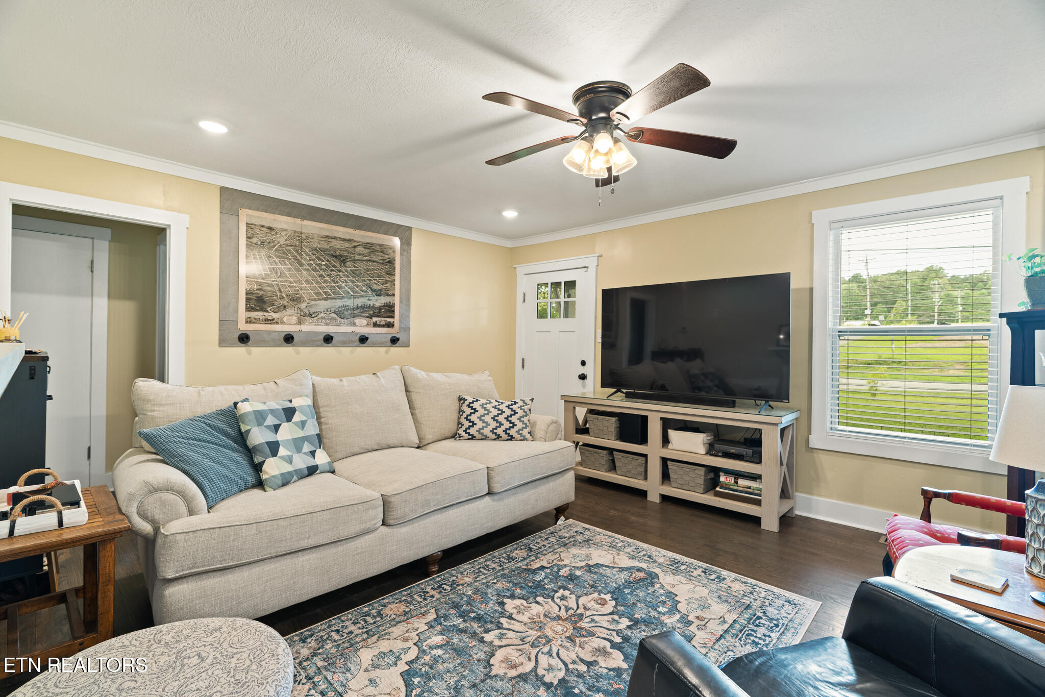 504 Sinking Springs Road Clinton TN 37716
