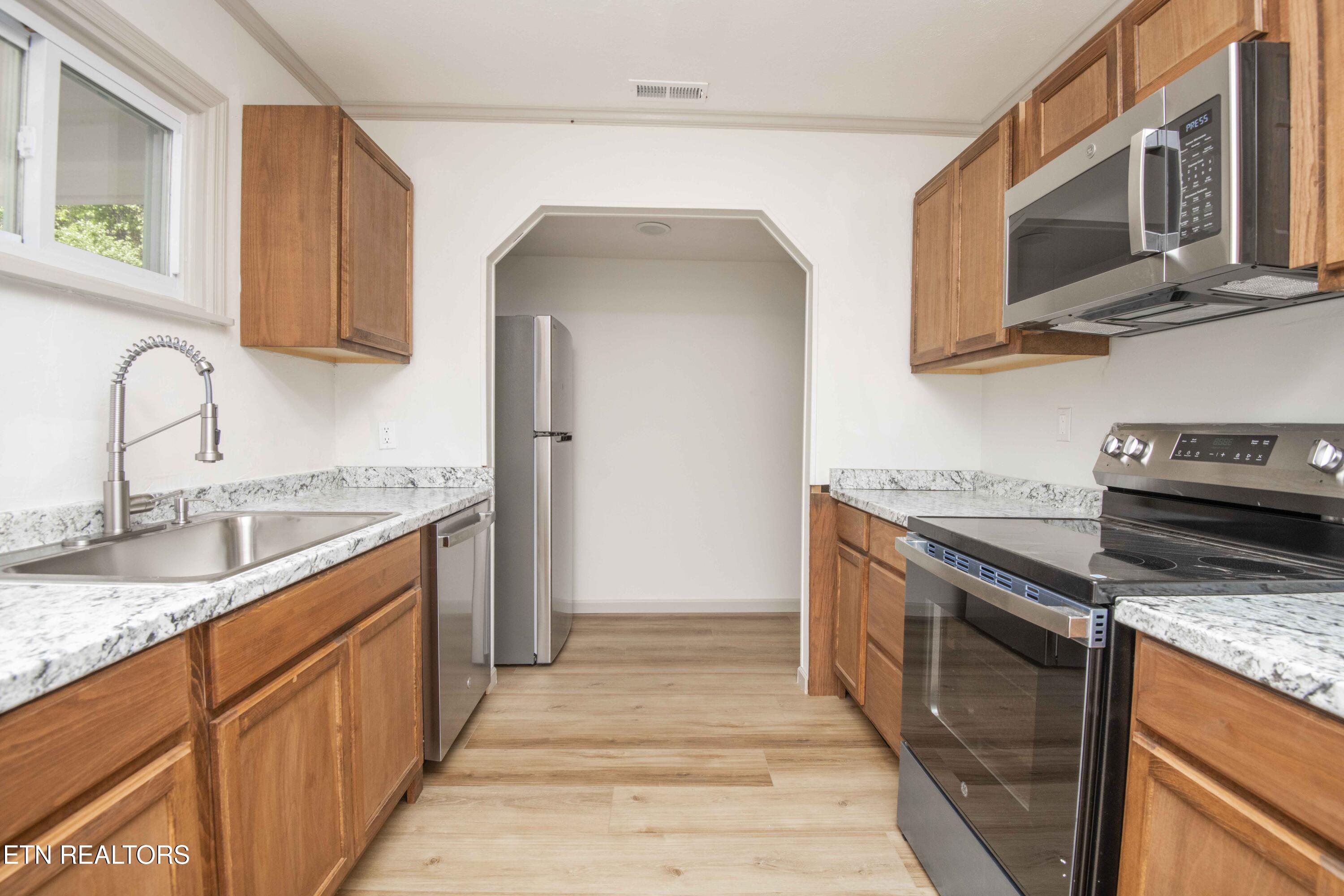 406 Mcconkey Street Madisonville TN 37354
