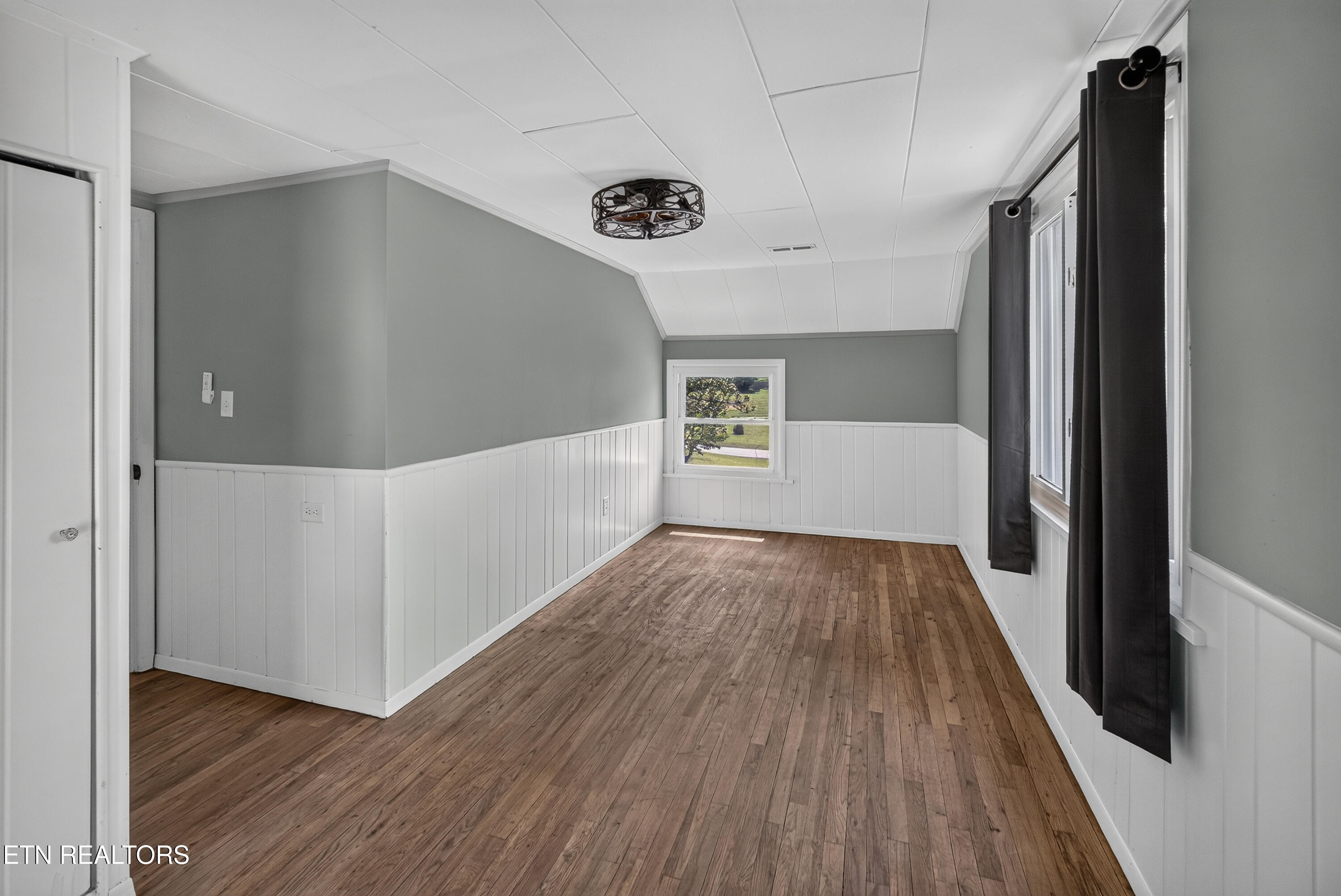 44 W Norris Road Norris TN 37828