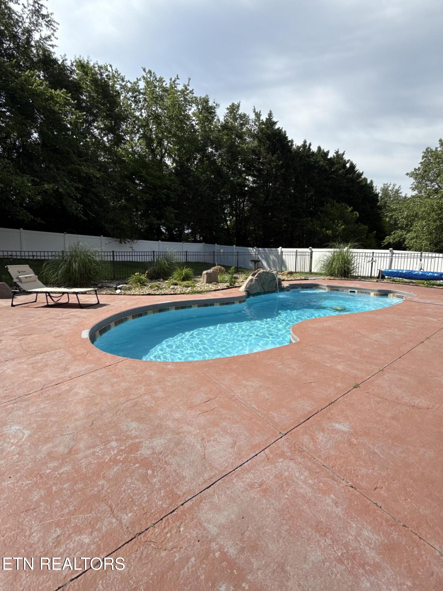 1330 Berkley Hills Lane Powell TN 37849