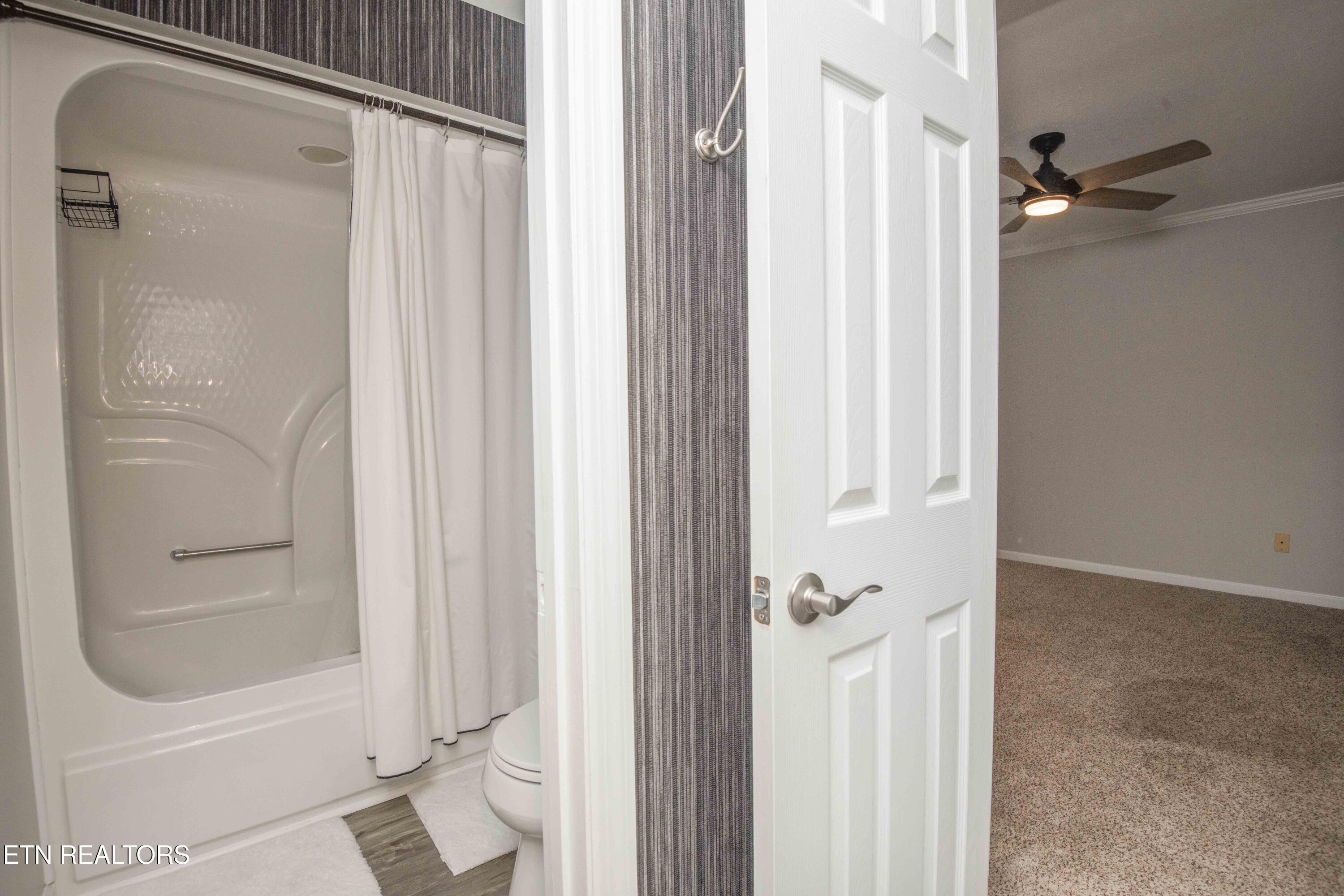 1330 Berkley Hills Lane Powell TN 37849