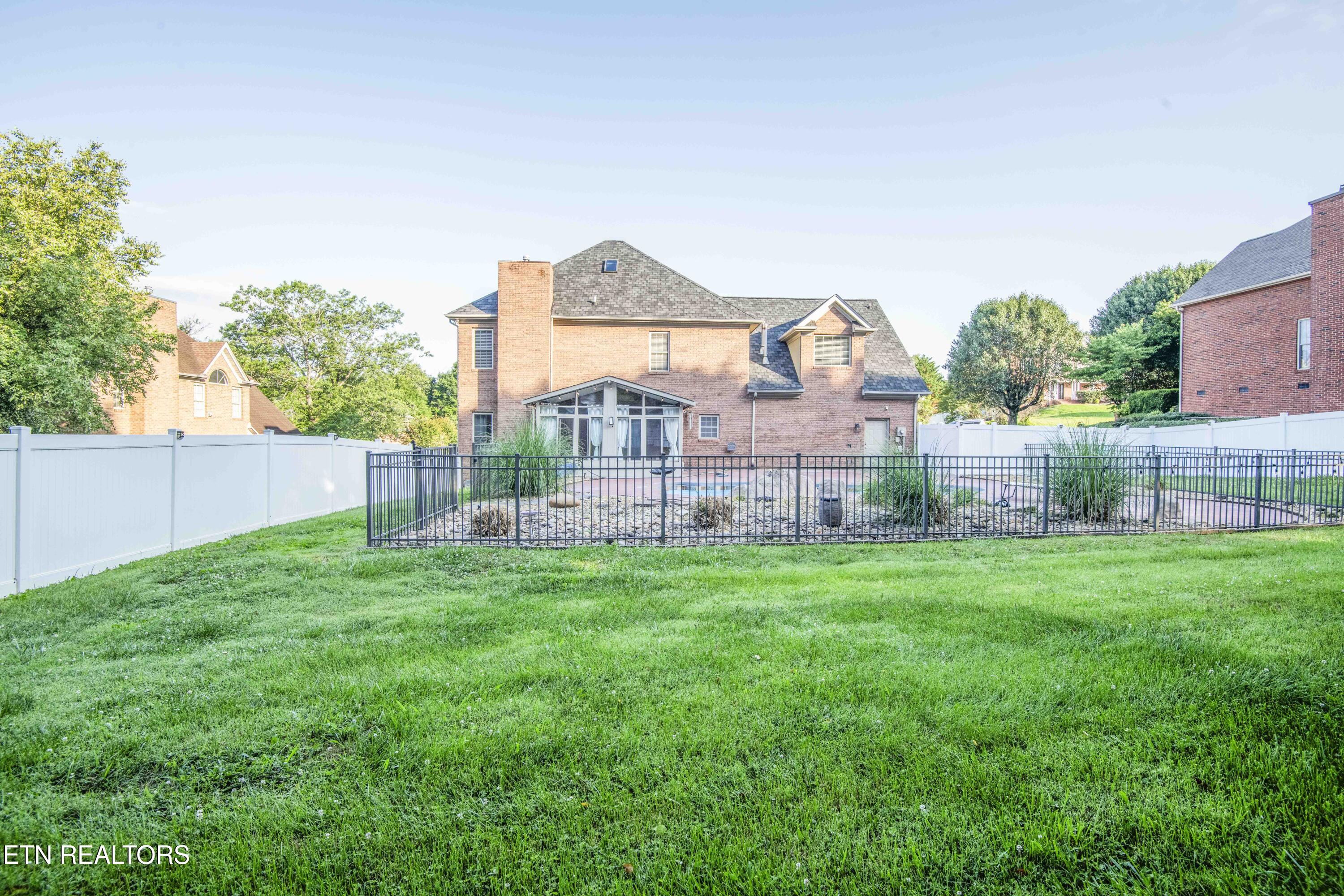 1330 Berkley Hills Lane Powell TN 37849