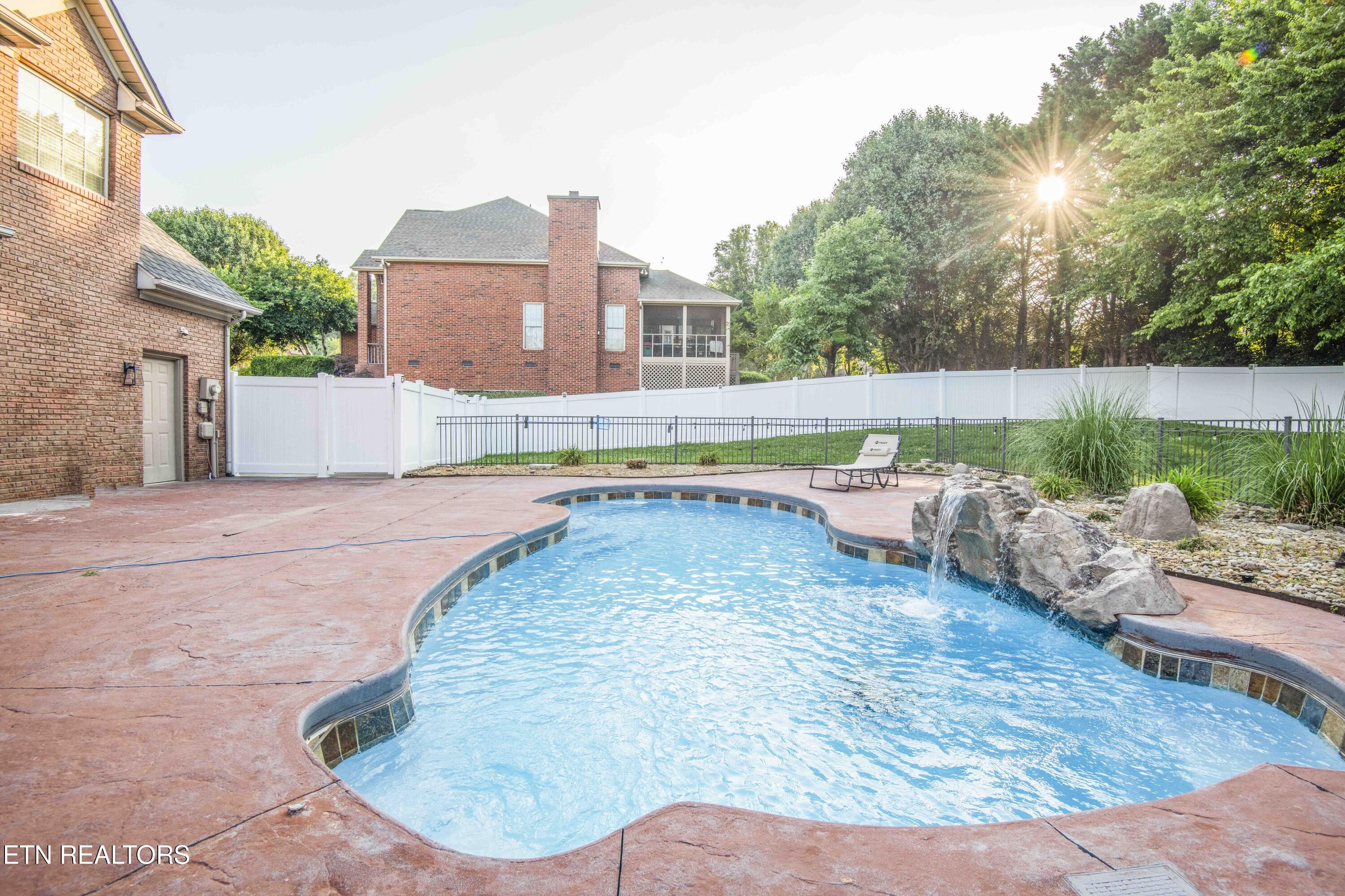1330 Berkley Hills Lane Powell TN 37849