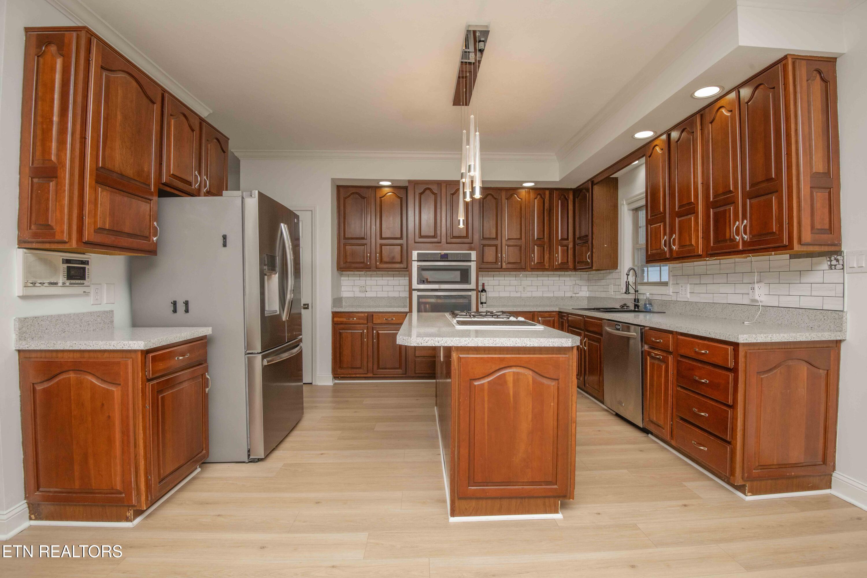 1330 Berkley Hills Lane Powell TN 37849