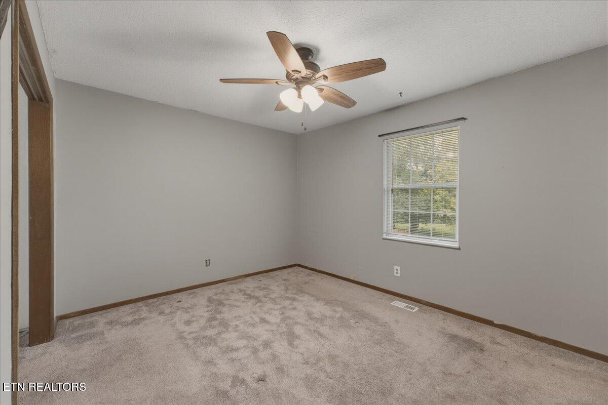 5731 Wooded Acres Drive Knoxville TN 37921