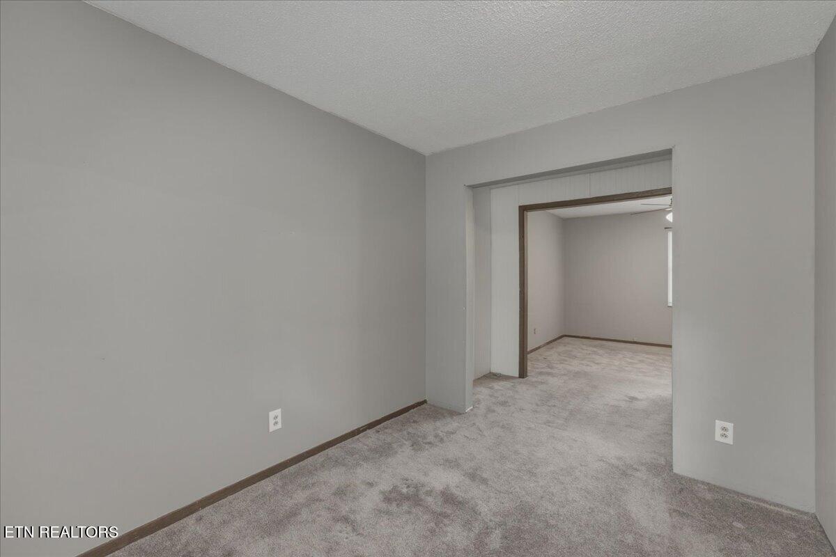 5731 Wooded Acres Drive Knoxville TN 37921
