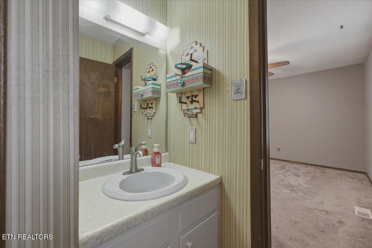5731 Wooded Acres Drive Knoxville TN 37921