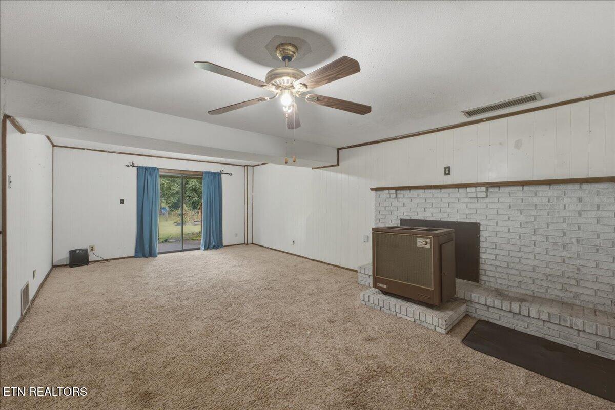 5731 Wooded Acres Drive Knoxville TN 37921