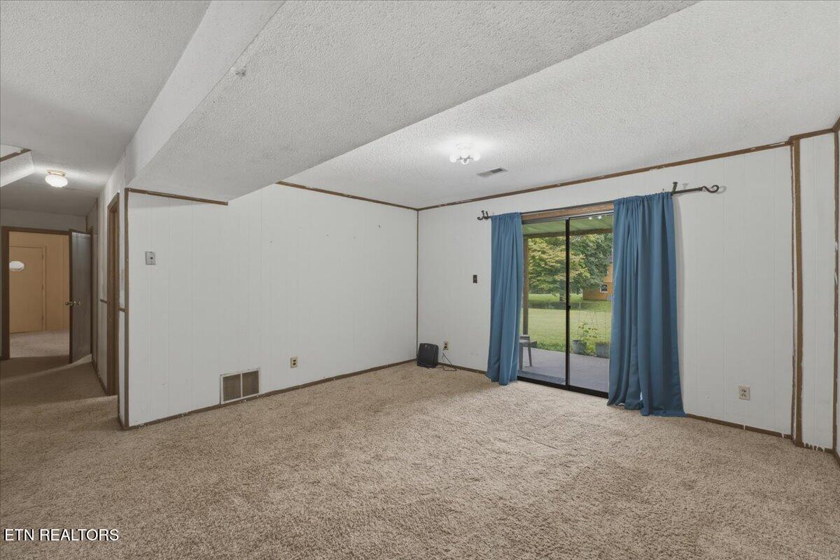 5731 Wooded Acres Drive Knoxville TN 37921