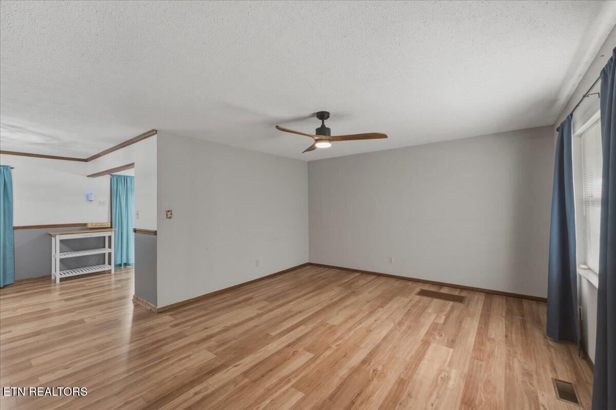 5731 Wooded Acres Drive Knoxville TN 37921