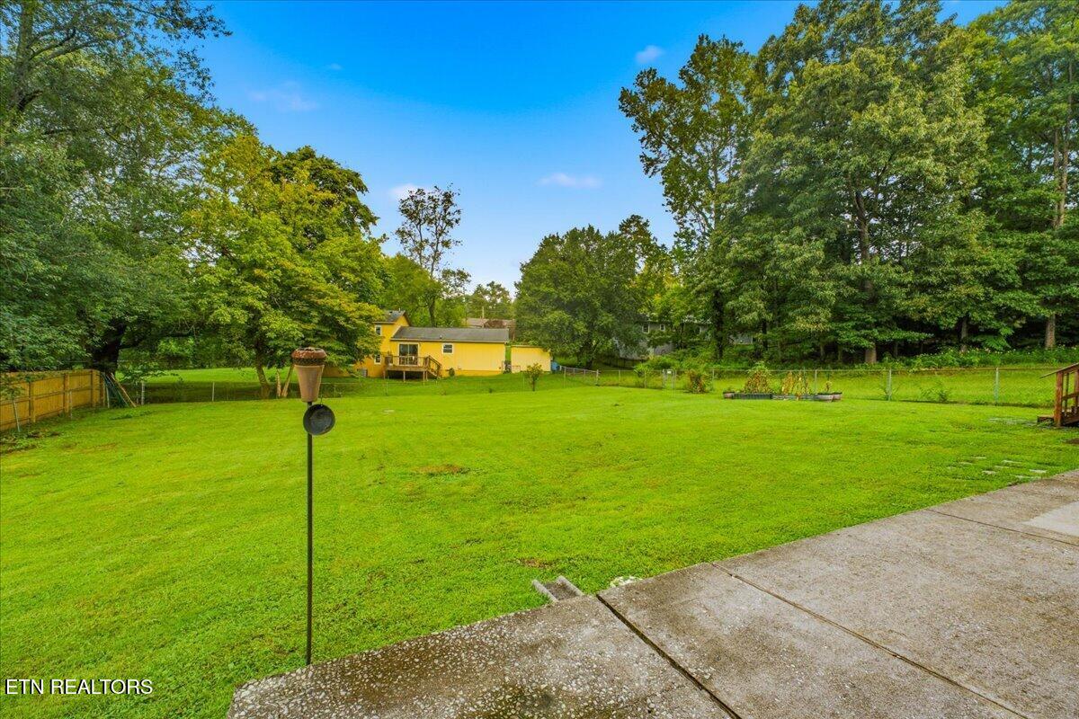 5731 Wooded Acres Drive Knoxville TN 37921
