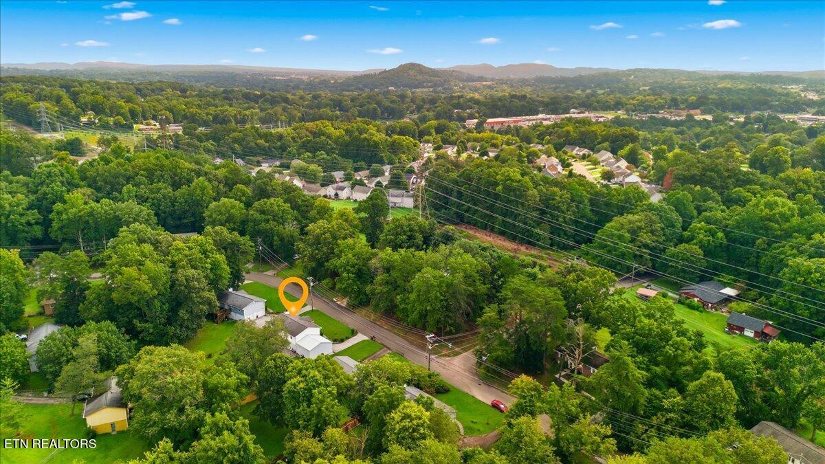 5731 Wooded Acres Drive Knoxville TN 37921