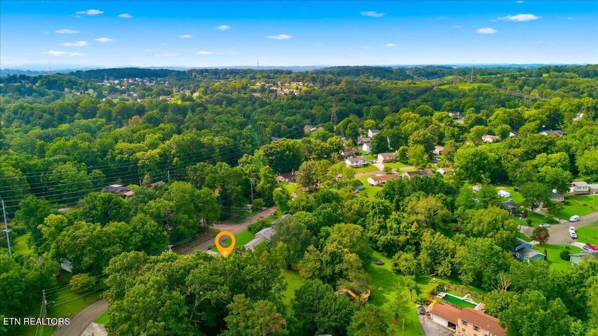 5731 Wooded Acres Drive Knoxville TN 37921