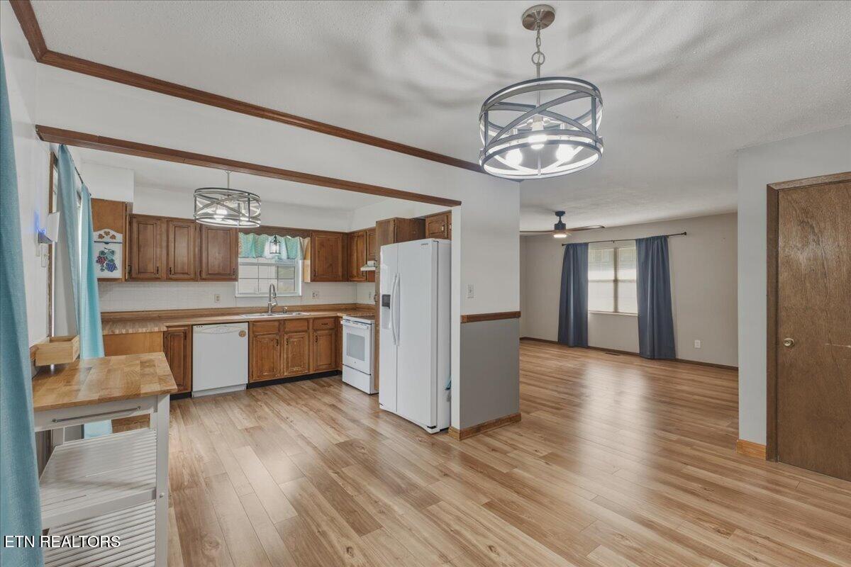 5731 Wooded Acres Drive Knoxville TN 37921