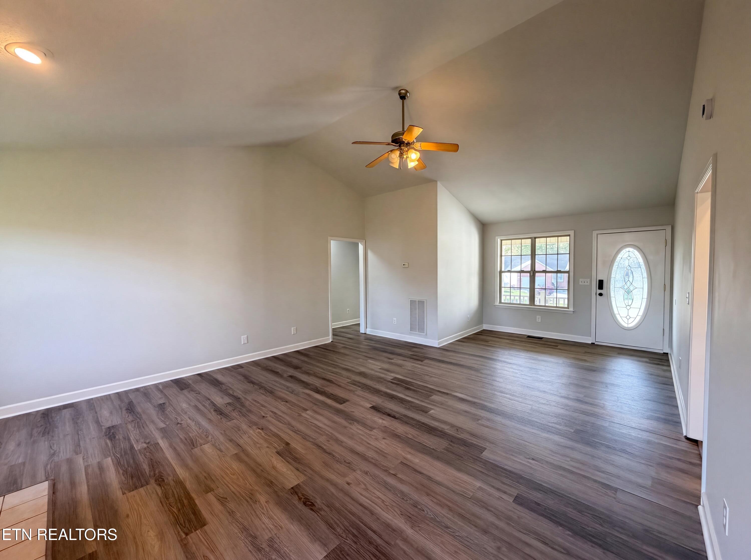 375 Walnut Lane Corryton TN 37721