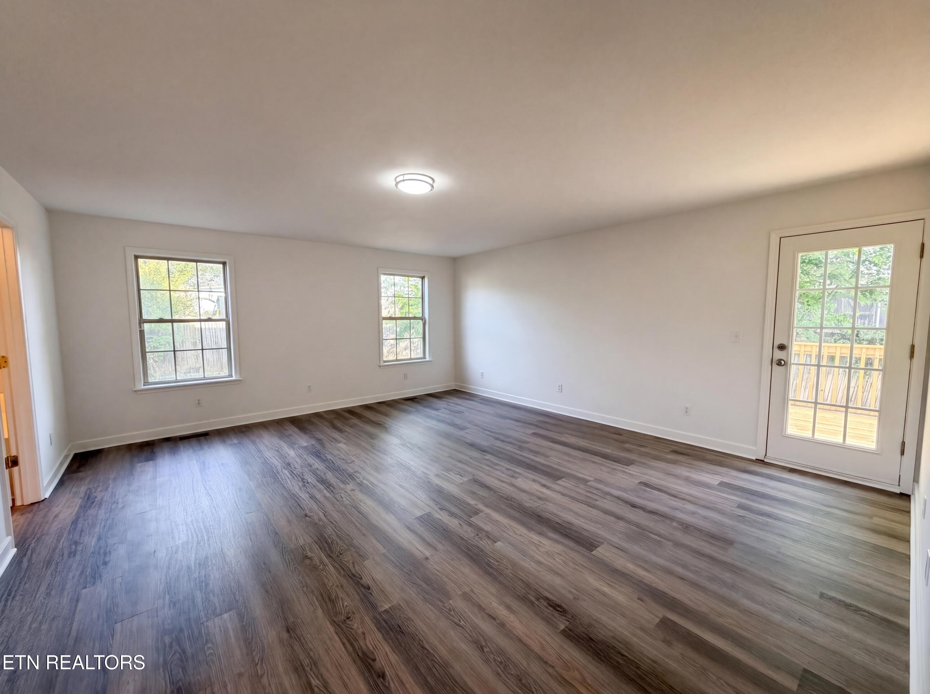 375 Walnut Lane Corryton TN 37721