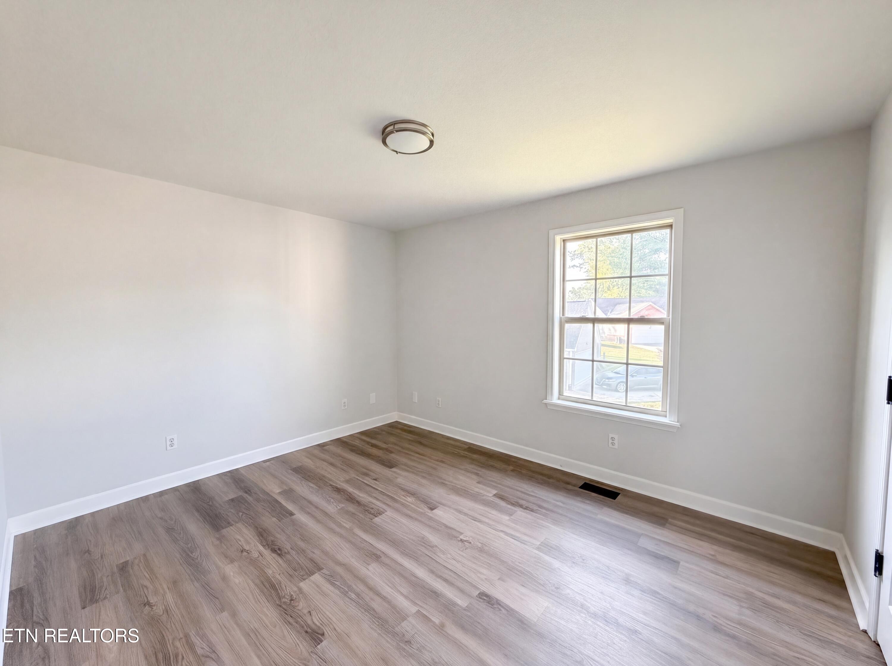 375 Walnut Lane Corryton TN 37721