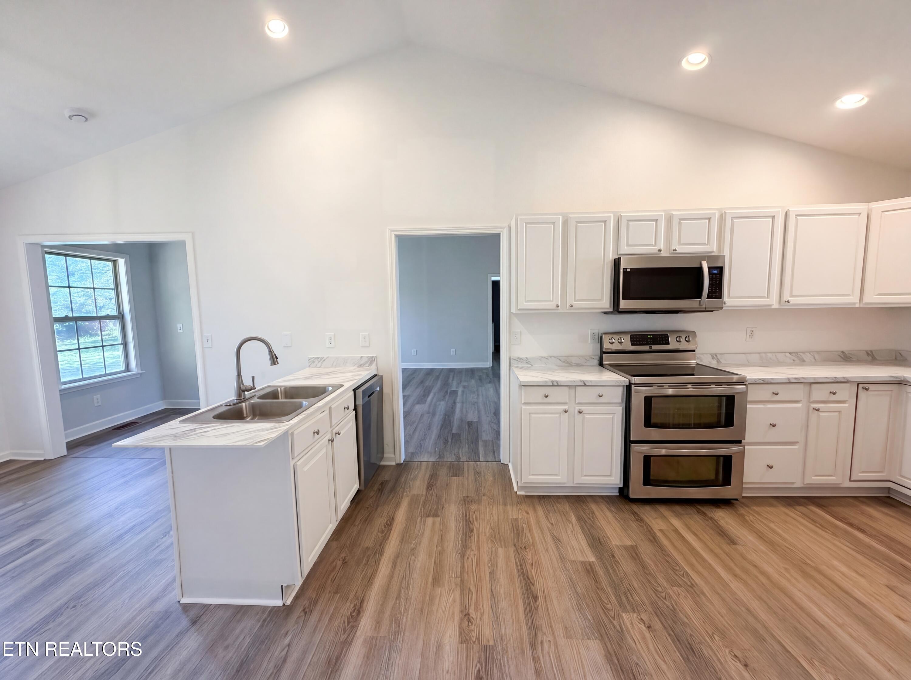 375 Walnut Lane Corryton TN 37721
