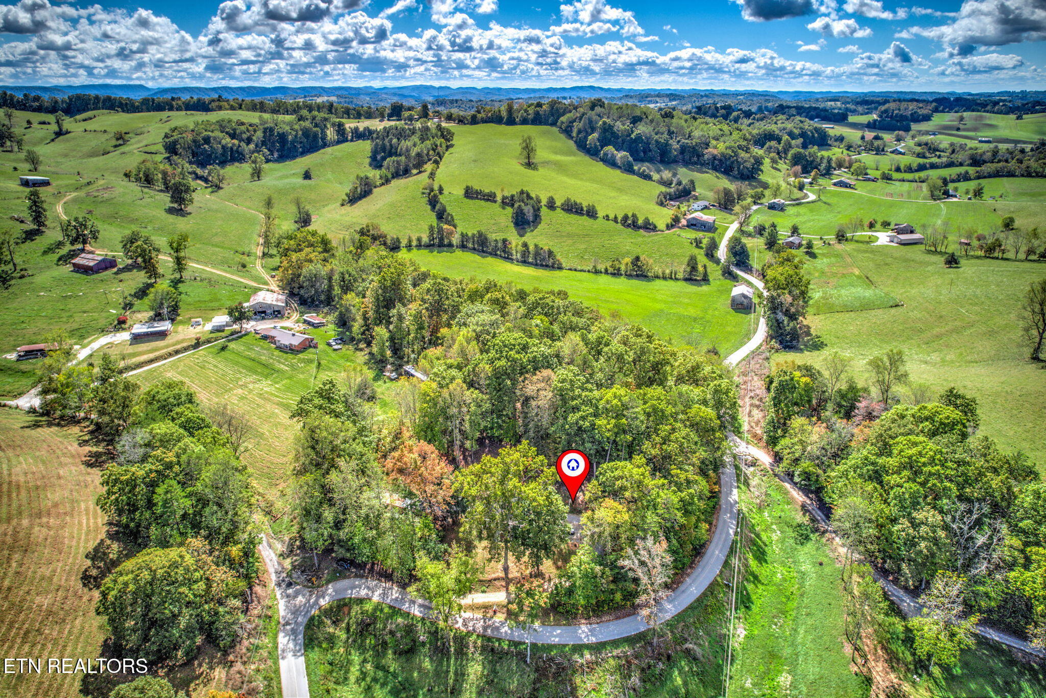 779 Goin Road New Tazewell TN 37825