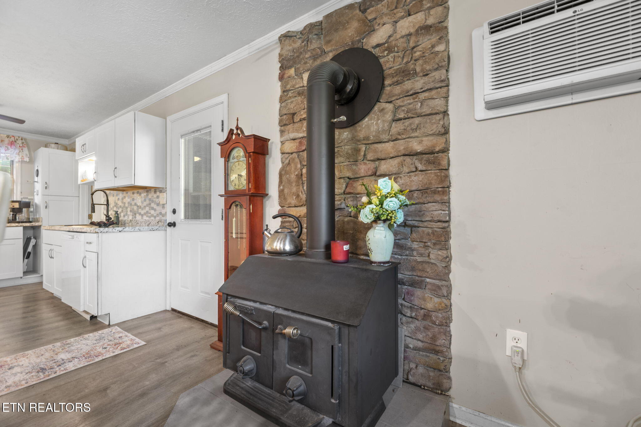 779 Goin Road New Tazewell TN 37825