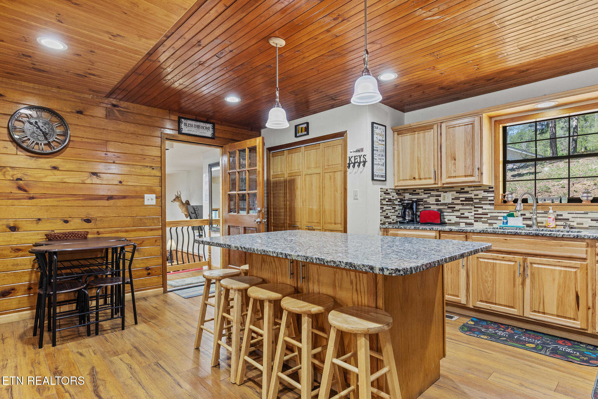833 Union Hill Drive Sevierville TN 37876