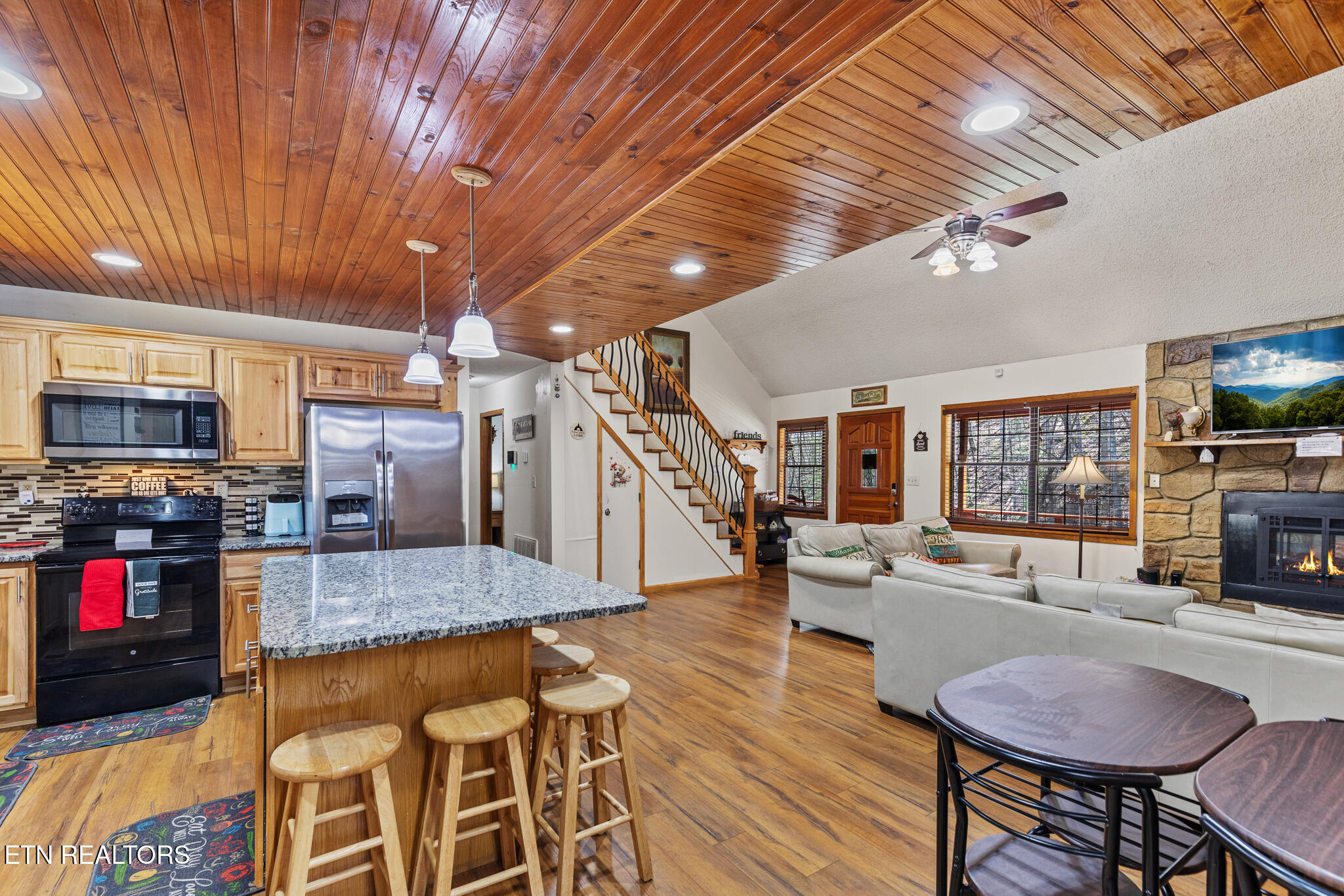 833 Union Hill Drive Sevierville TN 37876