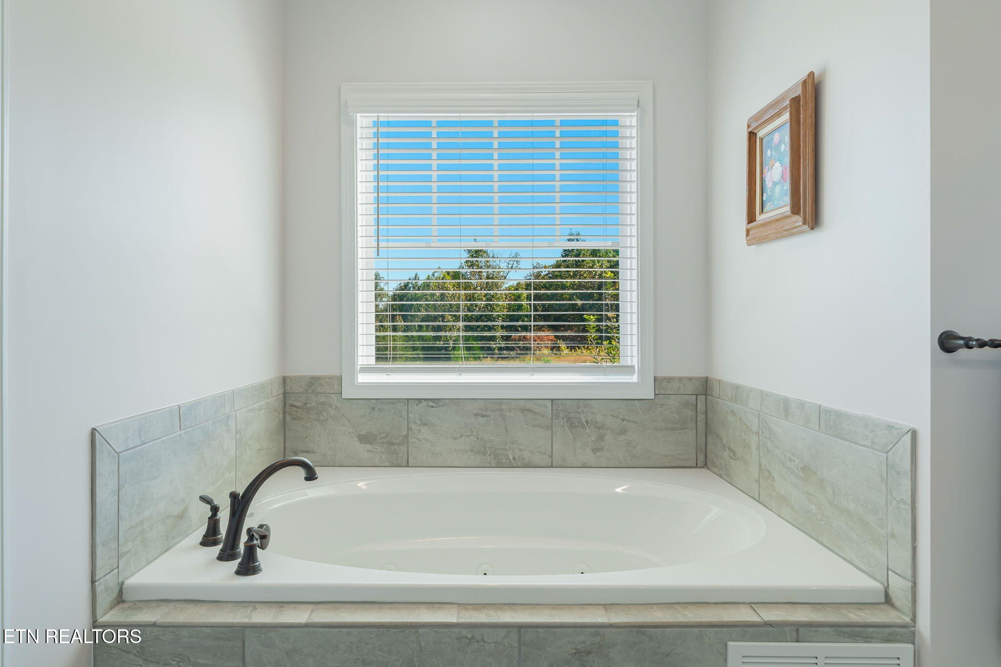 128 Pineberry East Road Oak Ridge TN 37830