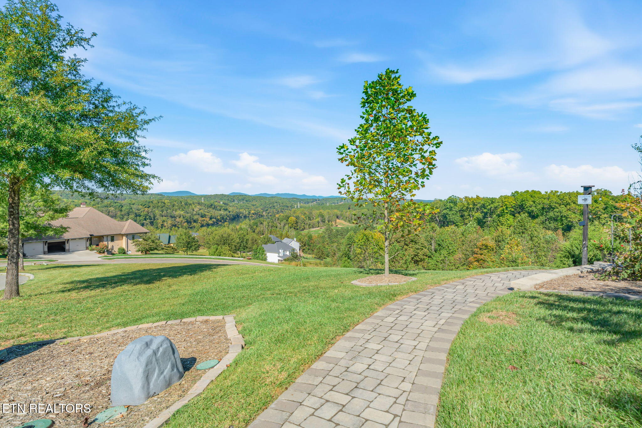 128 Pineberry East Road Oak Ridge TN 37830
