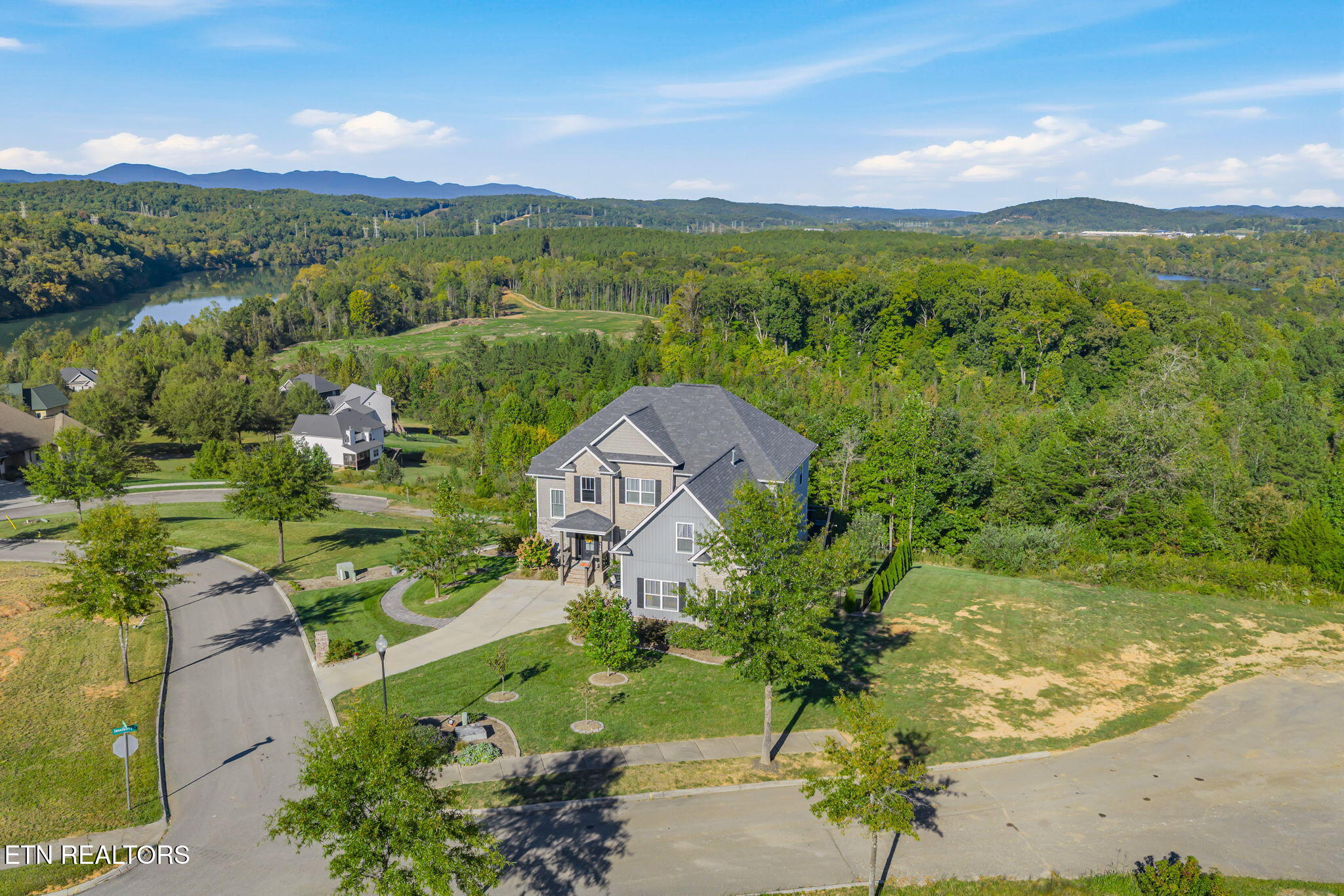 128 Pineberry East Road Oak Ridge TN 37830