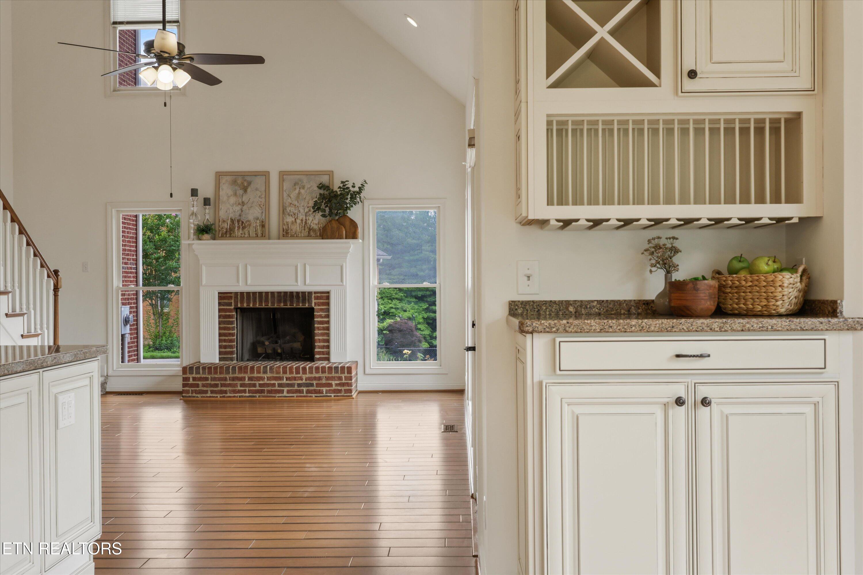 16 Radcliff Terrace Oak Ridge TN 37830
