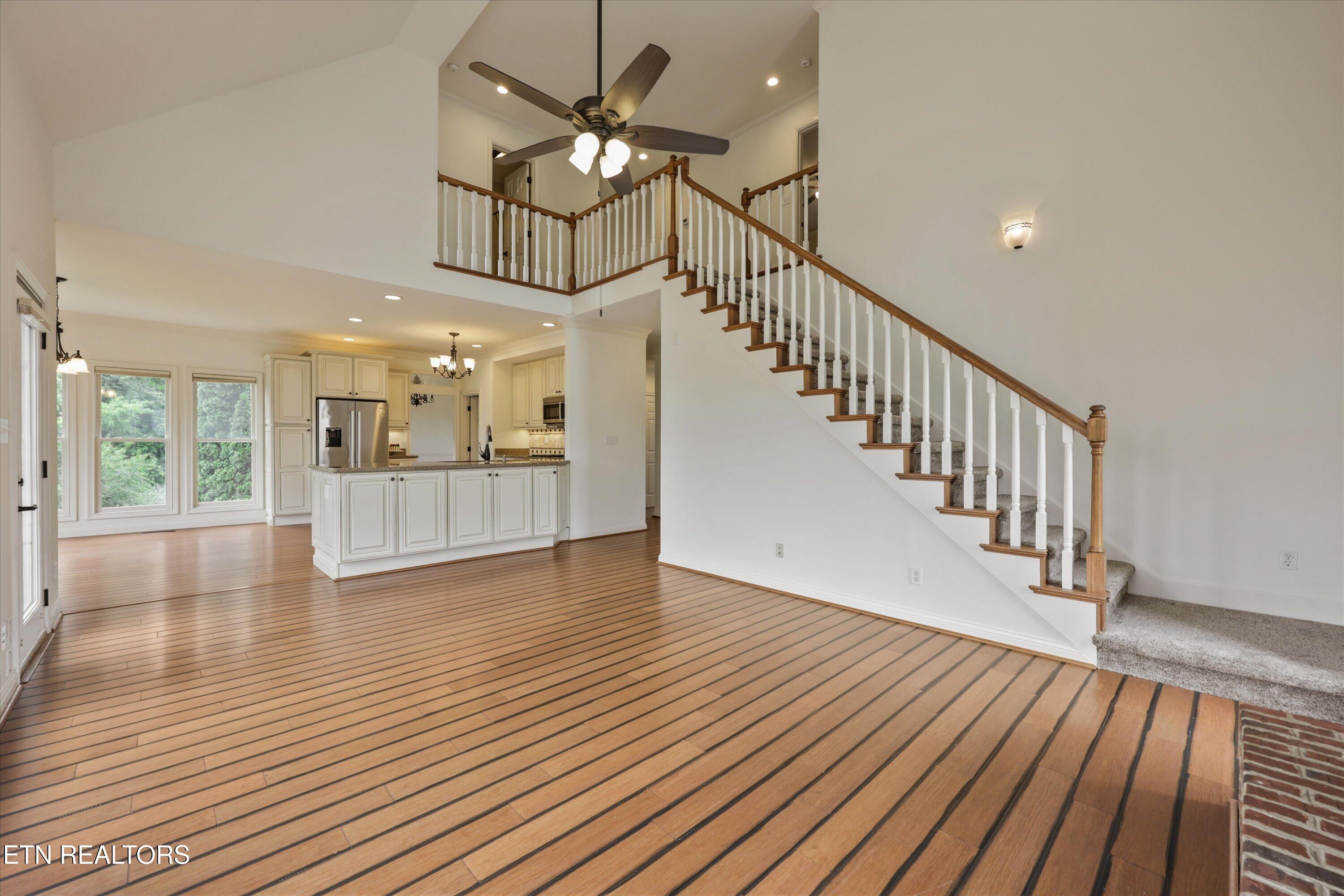 16 Radcliff Terrace Oak Ridge TN 37830
