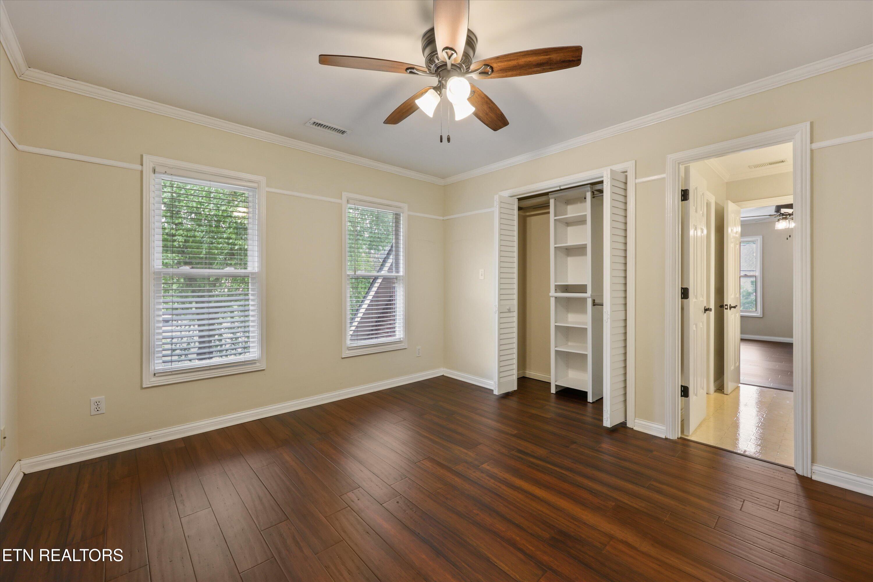 16 Radcliff Terrace Oak Ridge TN 37830