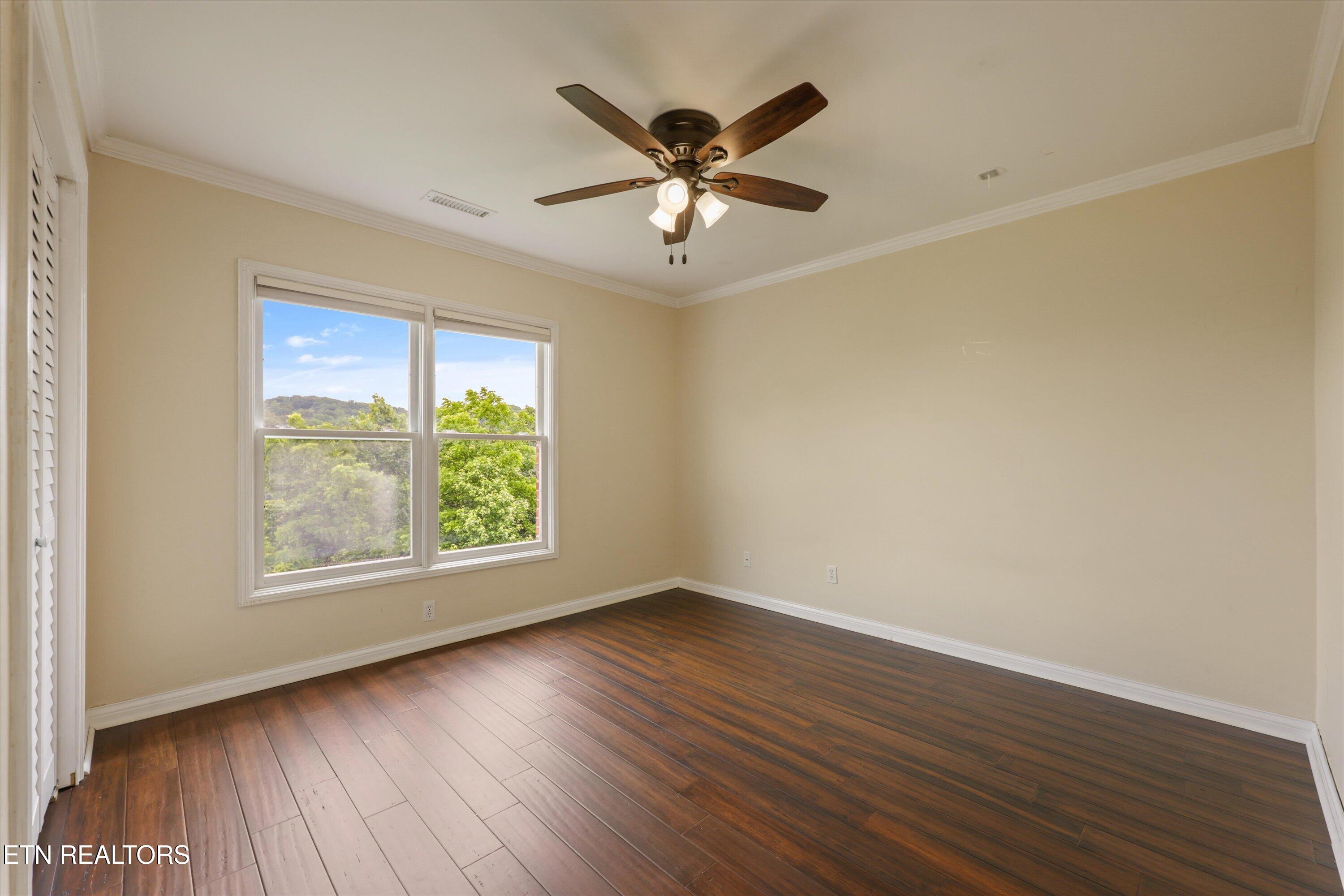 16 Radcliff Terrace Oak Ridge TN 37830