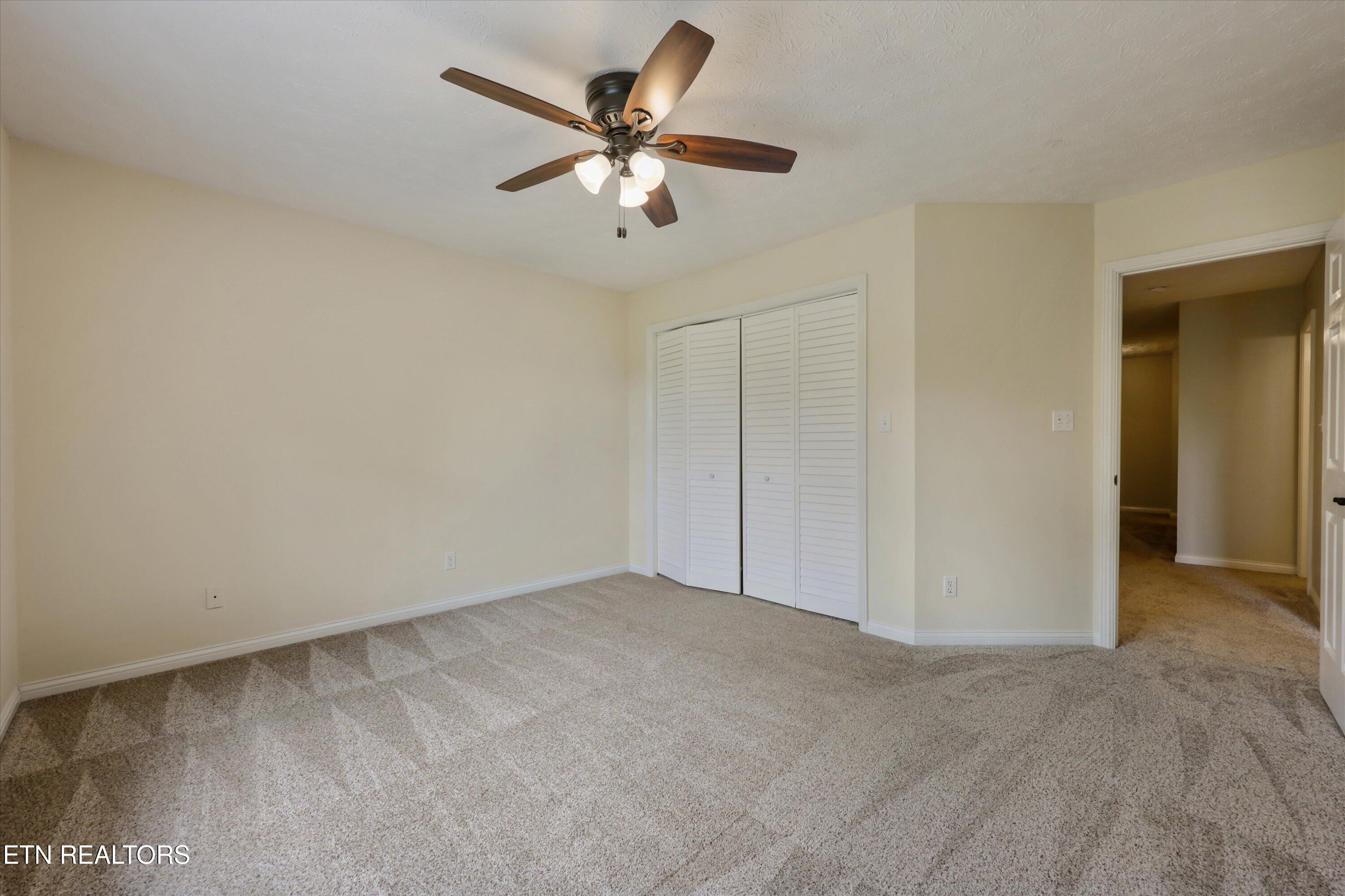 16 Radcliff Terrace Oak Ridge TN 37830