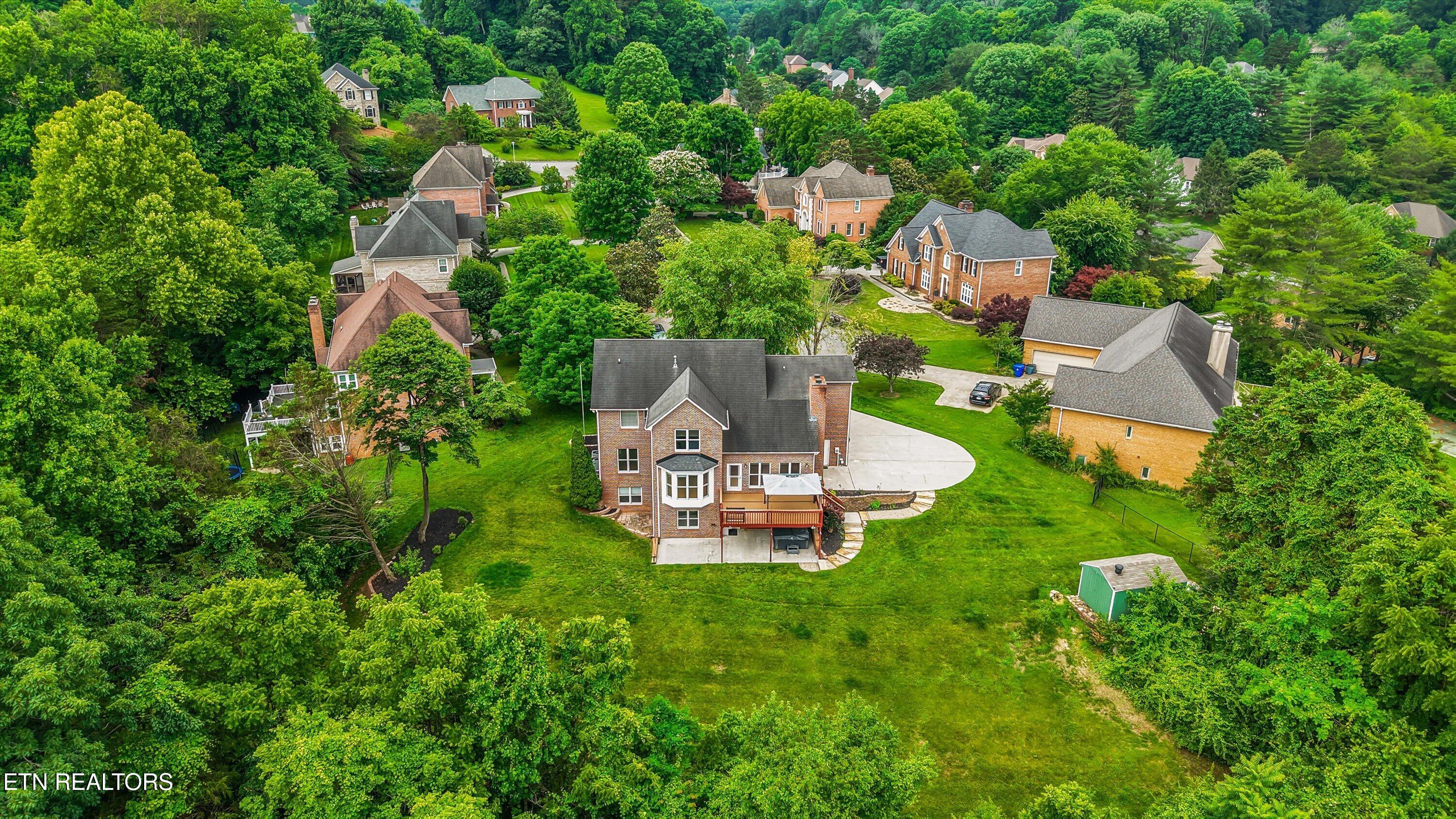 16 Radcliff Terrace Oak Ridge TN 37830