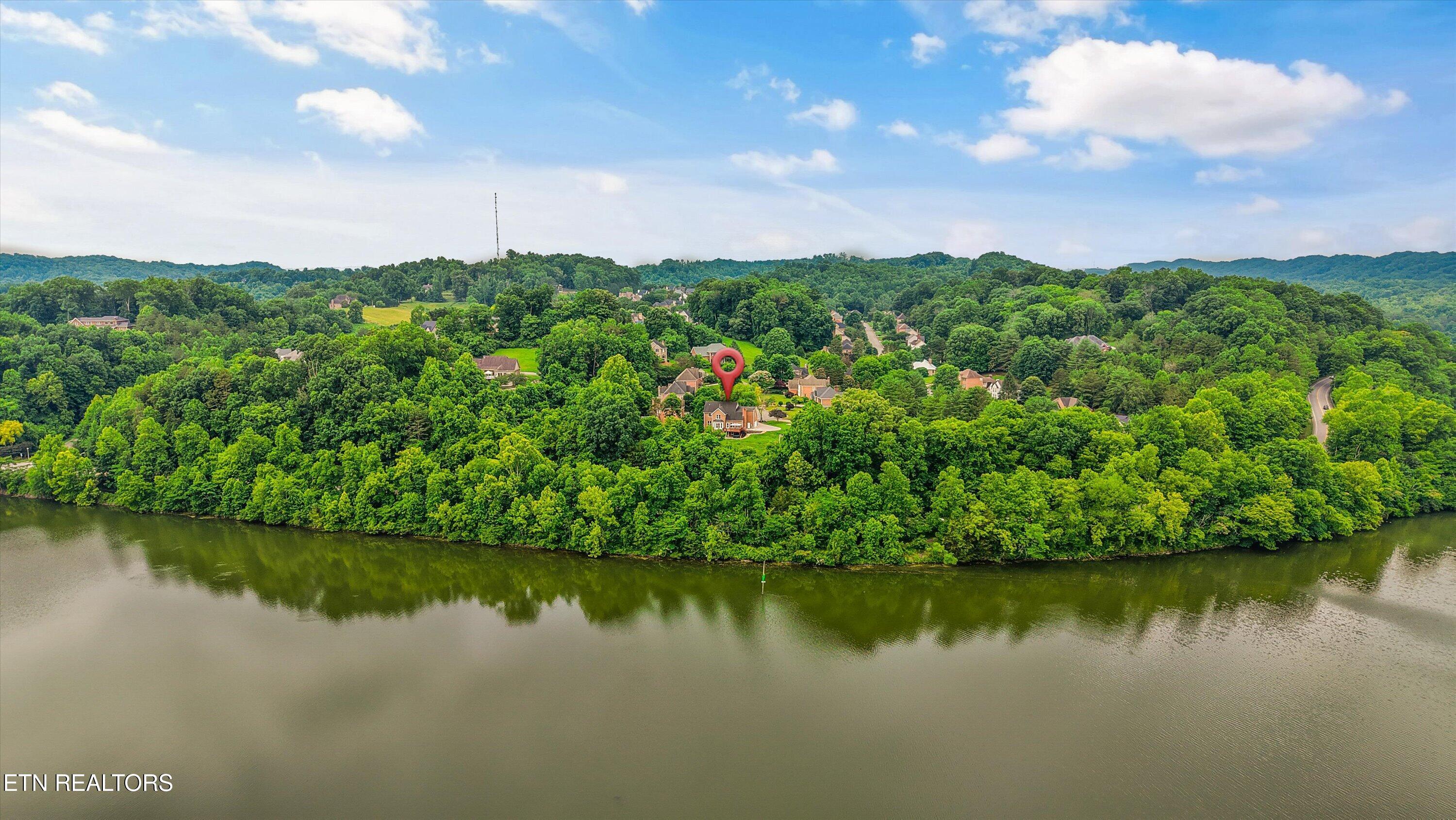 16 Radcliff Terrace Oak Ridge TN 37830