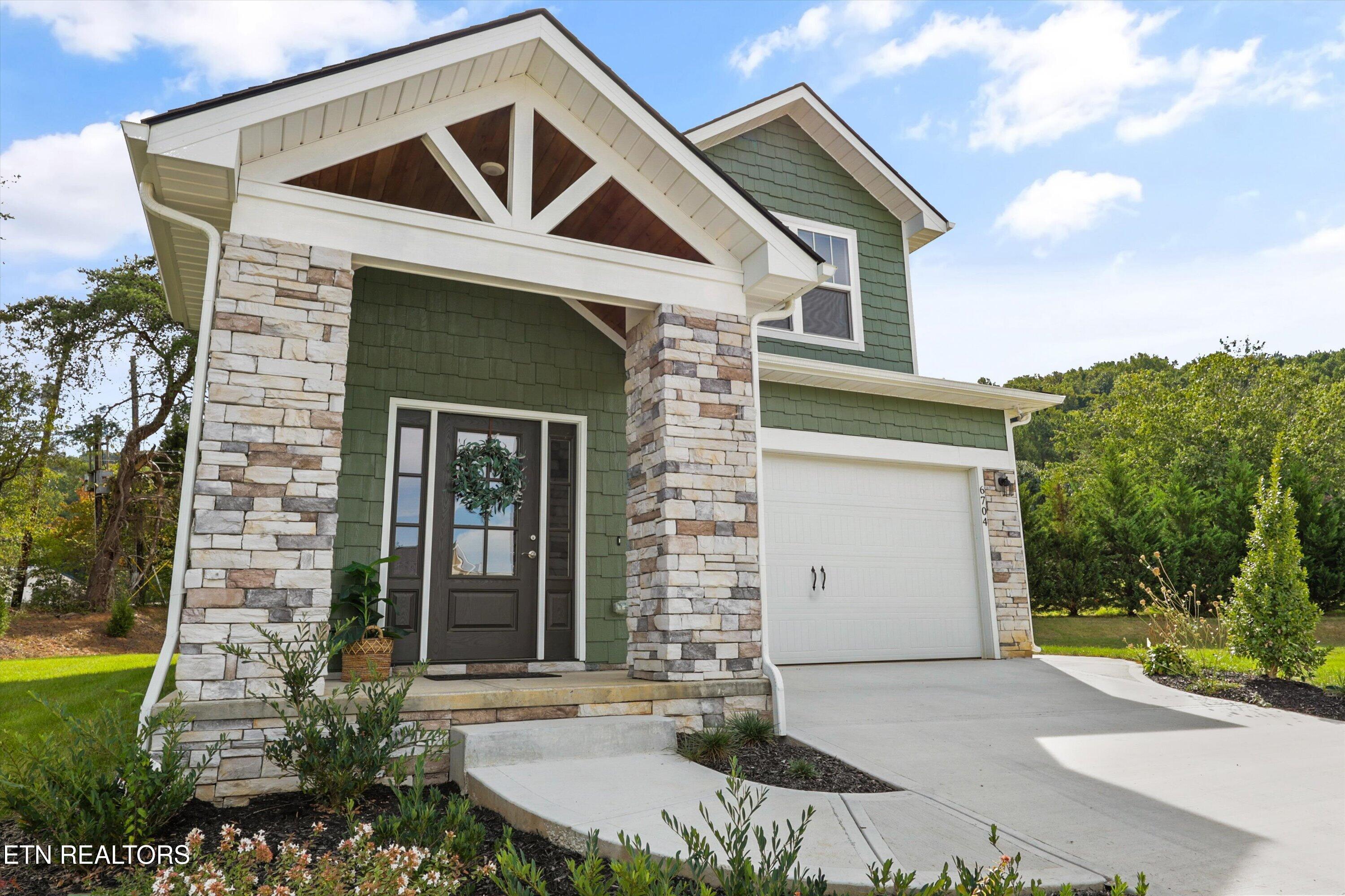 6704 Orange Petal Lane Knoxville TN 37931